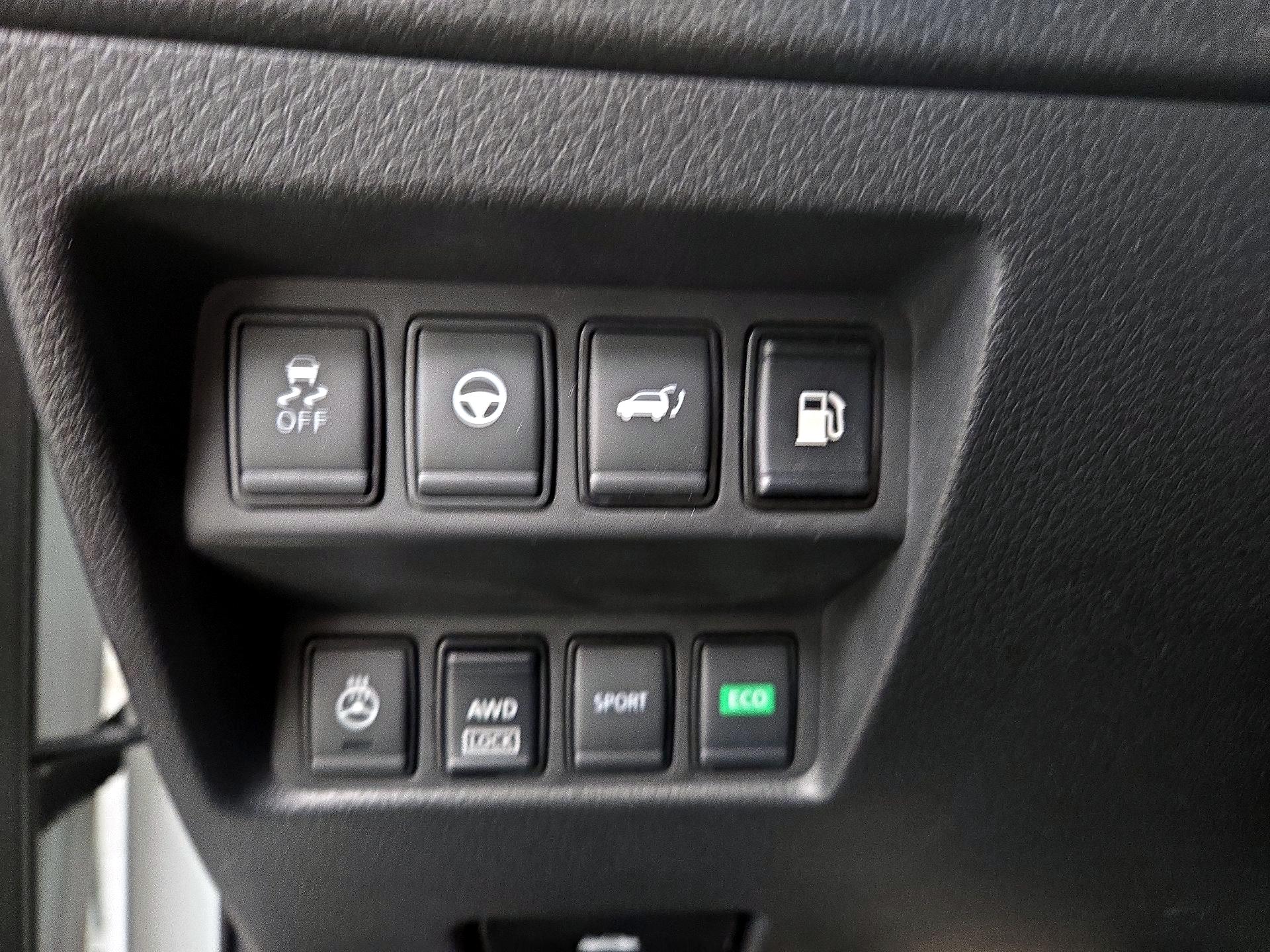 Thumbnail: 2020 Nissan Rogue - 13