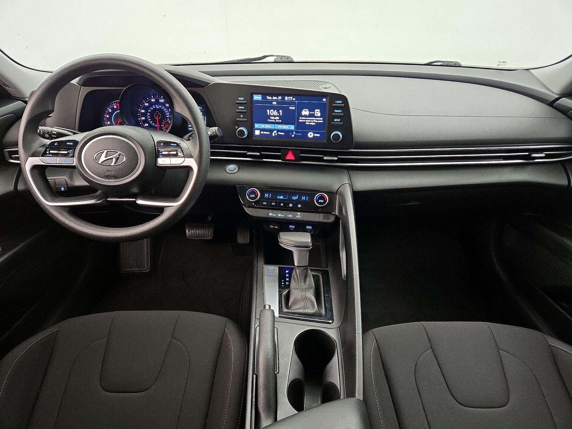 Thumbnail: 2023 Hyundai Elantra - 9