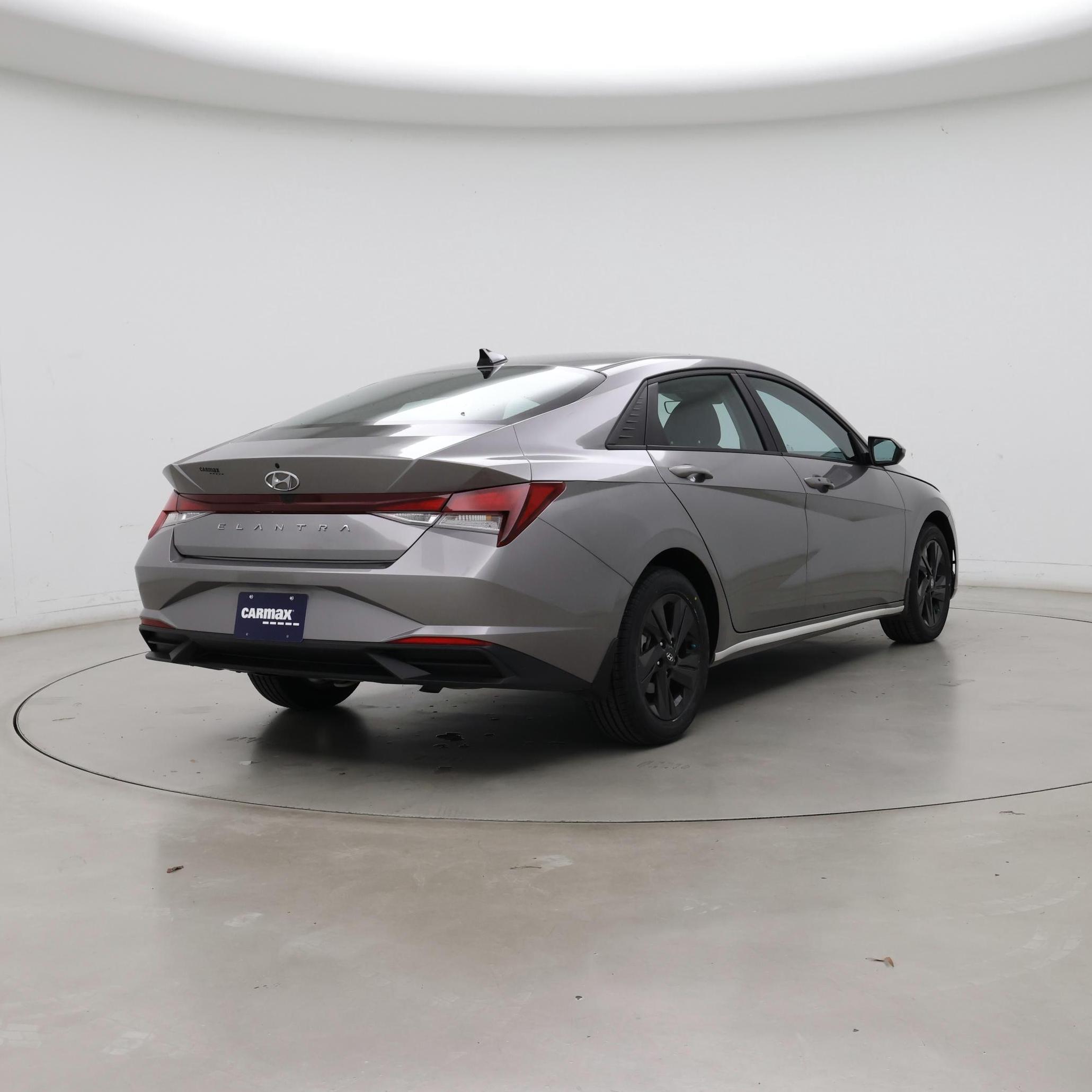 Thumbnail: 2023 Hyundai Elantra - 8