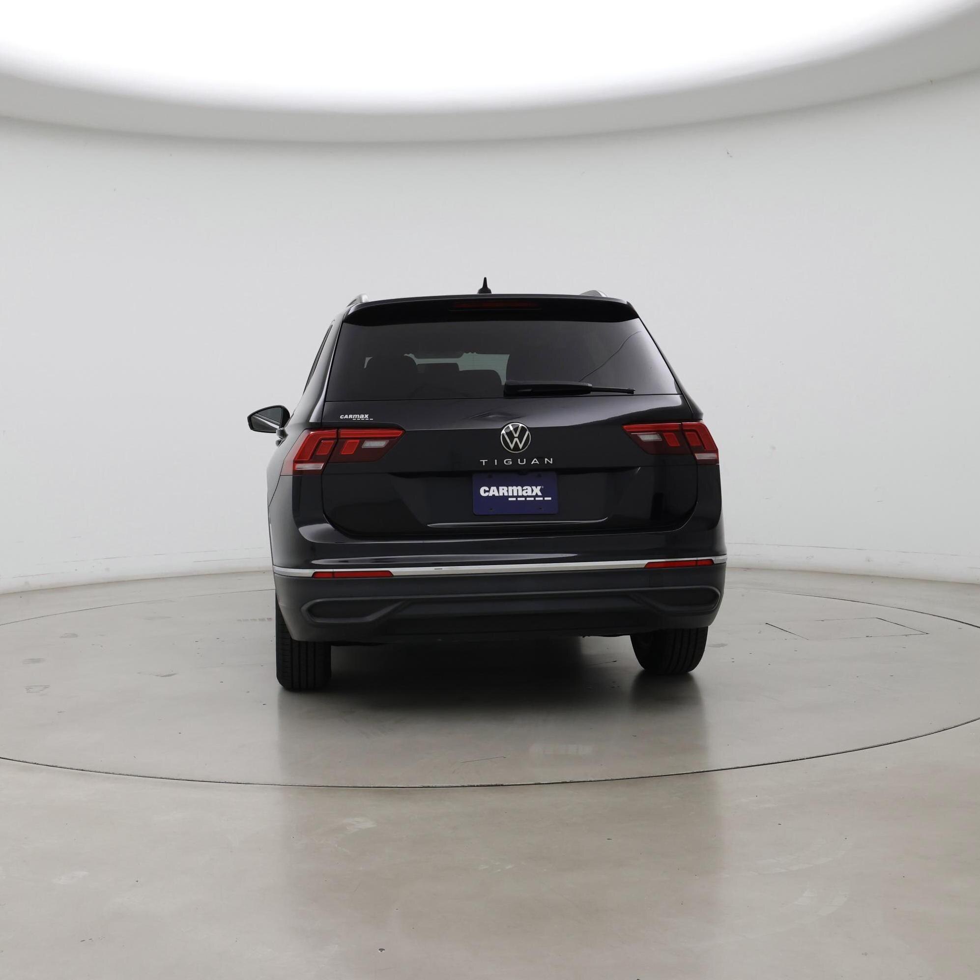 Thumbnail: 2022 Volkswagen Tiguan - 6