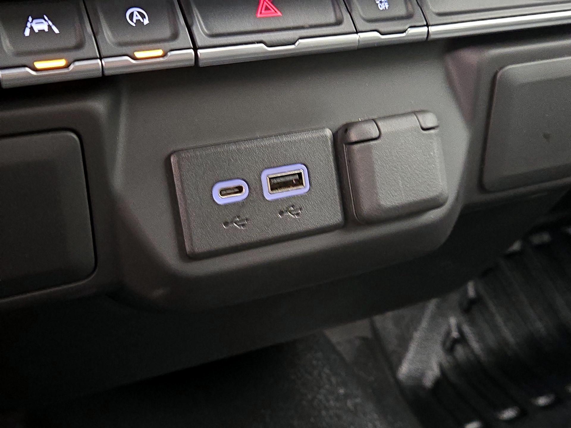 Thumbnail: 2022 GMC Sierra 1500 - 18