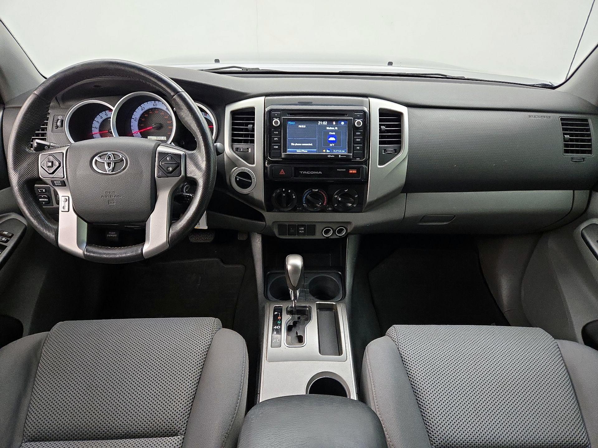 Thumbnail: 2015 Toyota Tacoma - 9