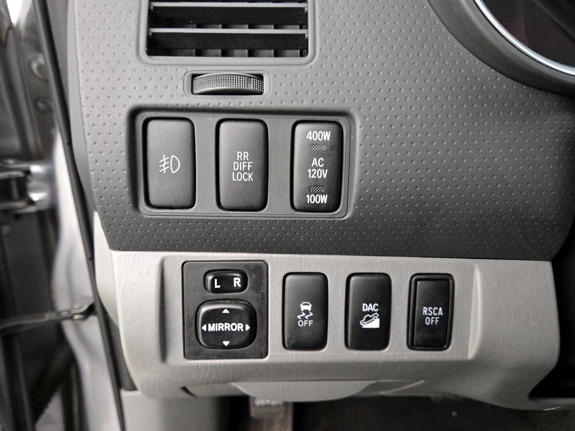 Thumbnail: 2015 Toyota Tacoma - 13