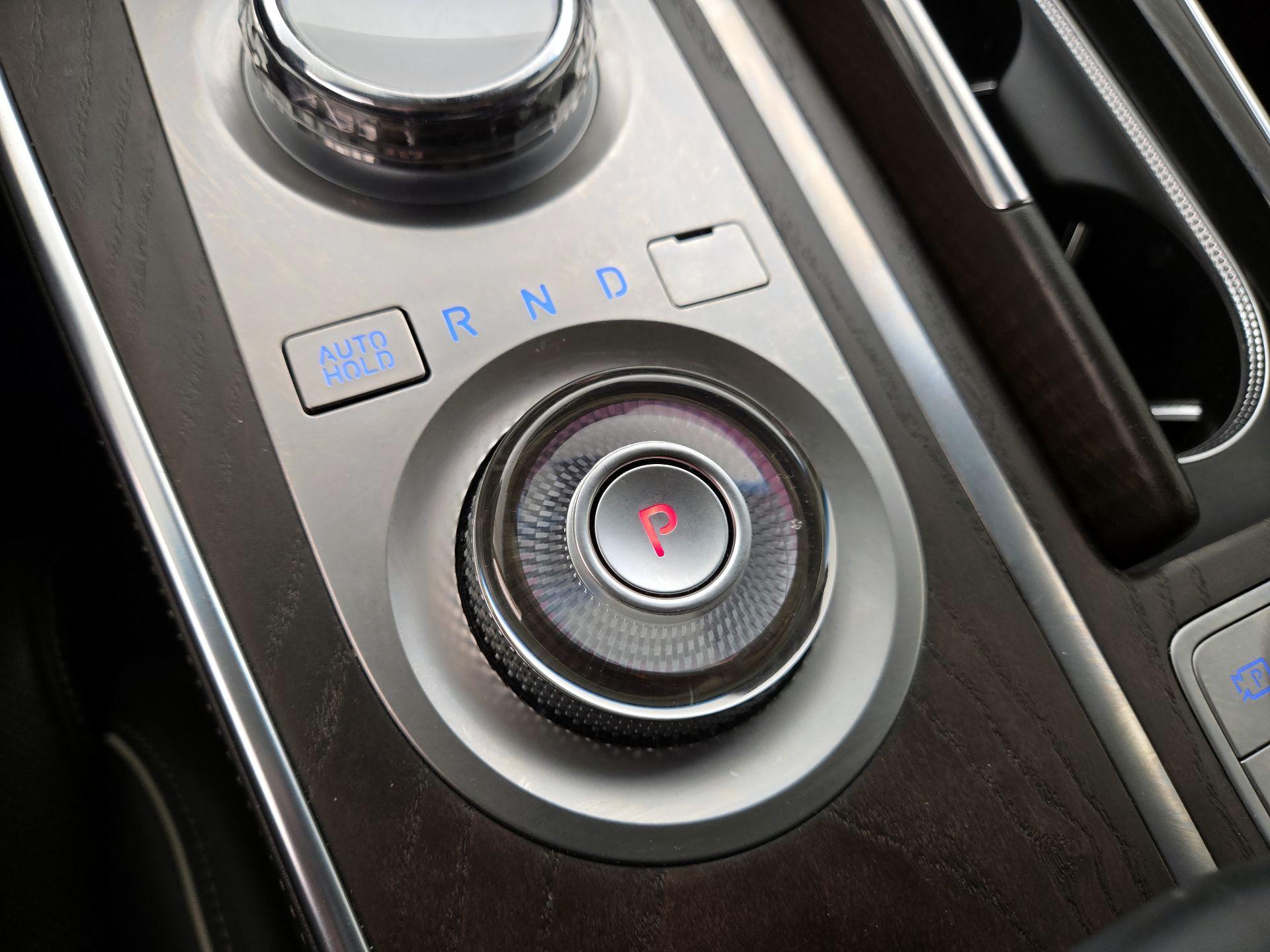 Thumbnail: 2024 Genesis GV80 - 18