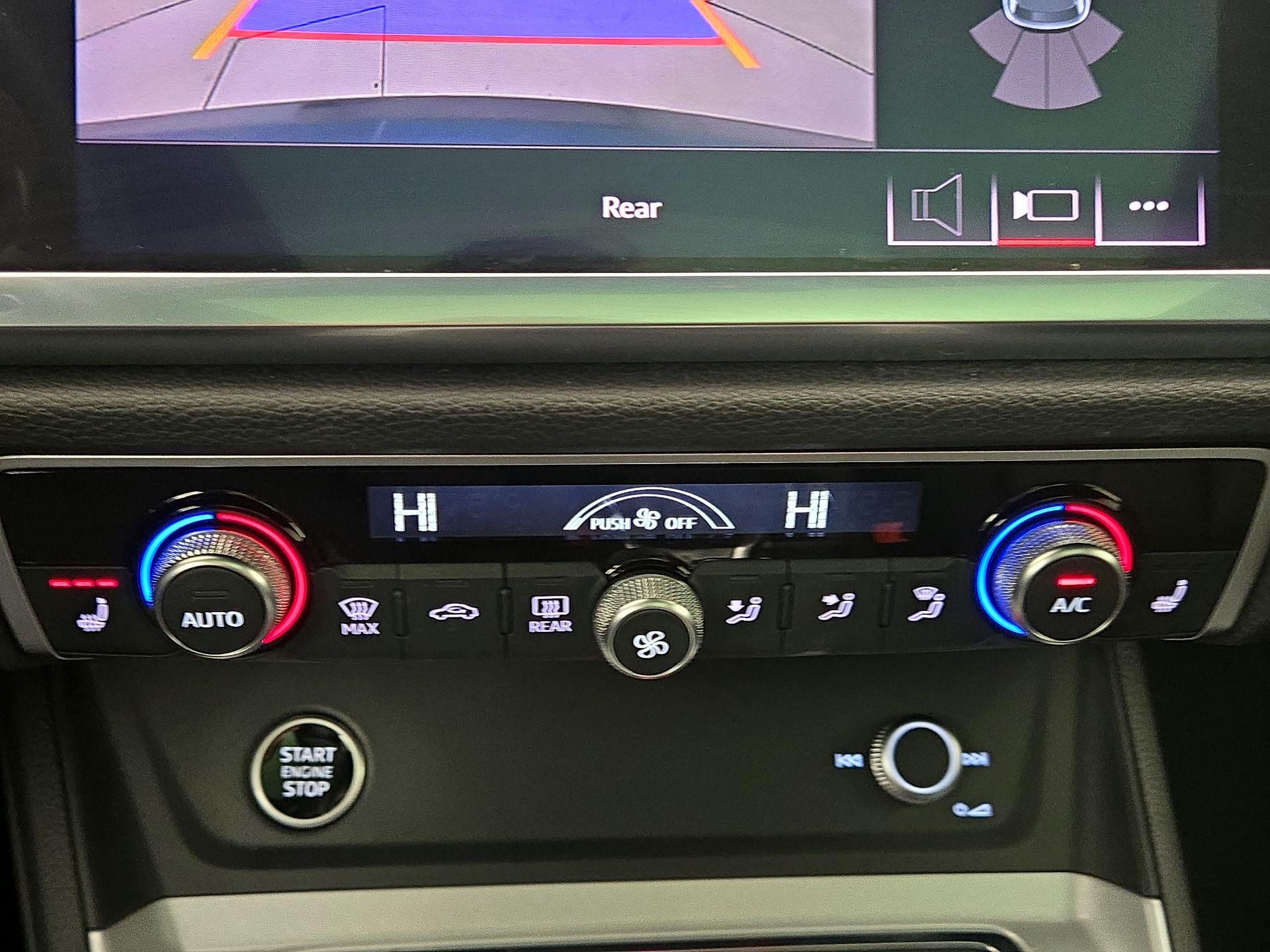 Thumbnail: 2021 Audi Q3 - 15