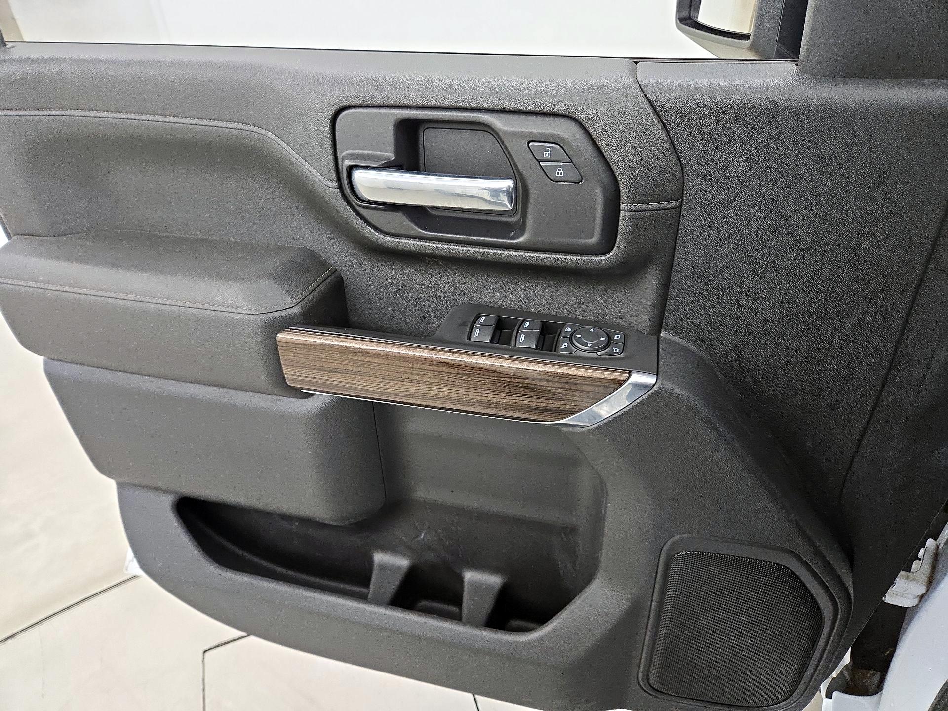 Thumbnail: 2020 Chevrolet Silverado 2500 - 12