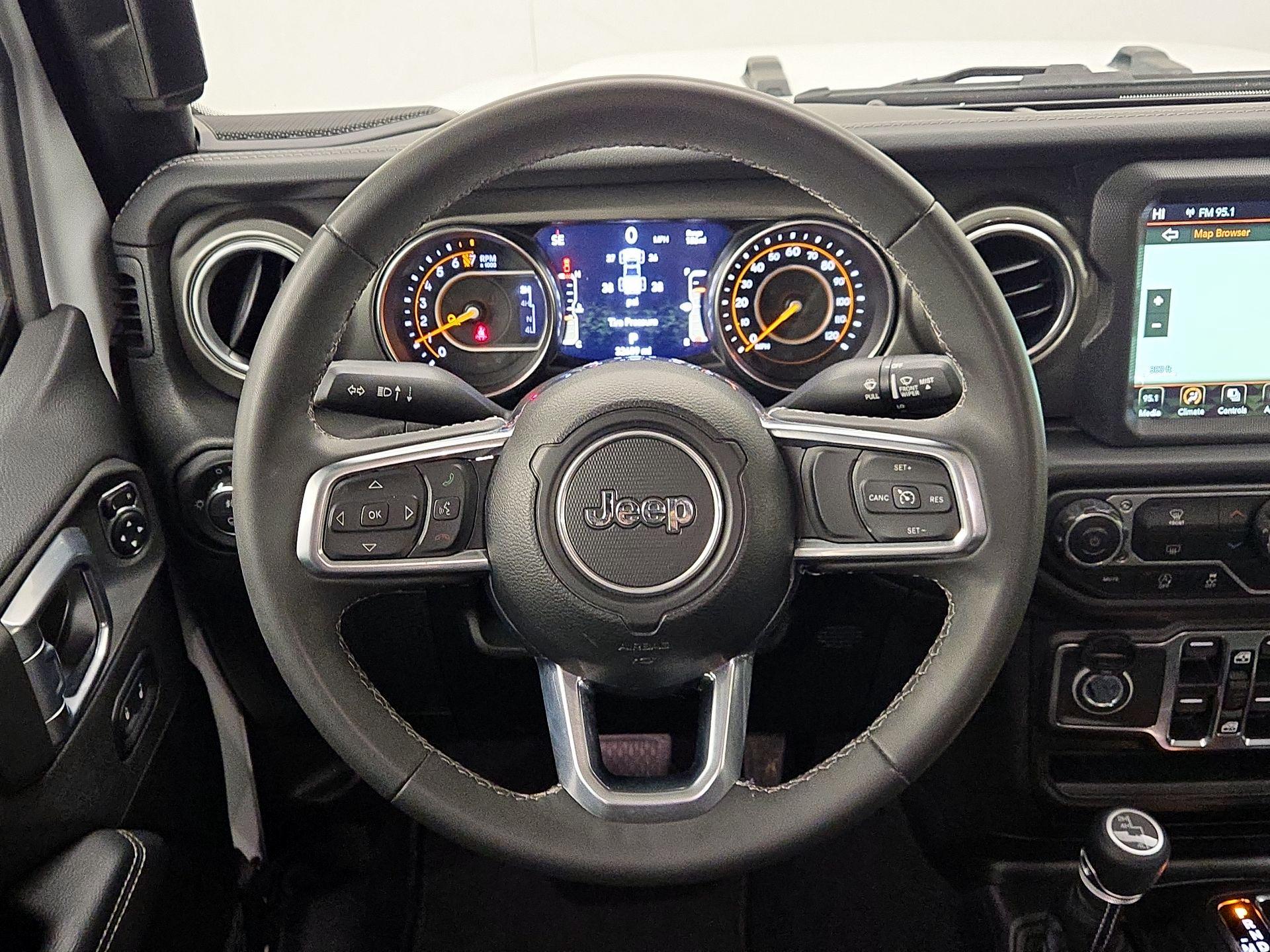 Thumbnail: 2023 Jeep Gladiator - 10