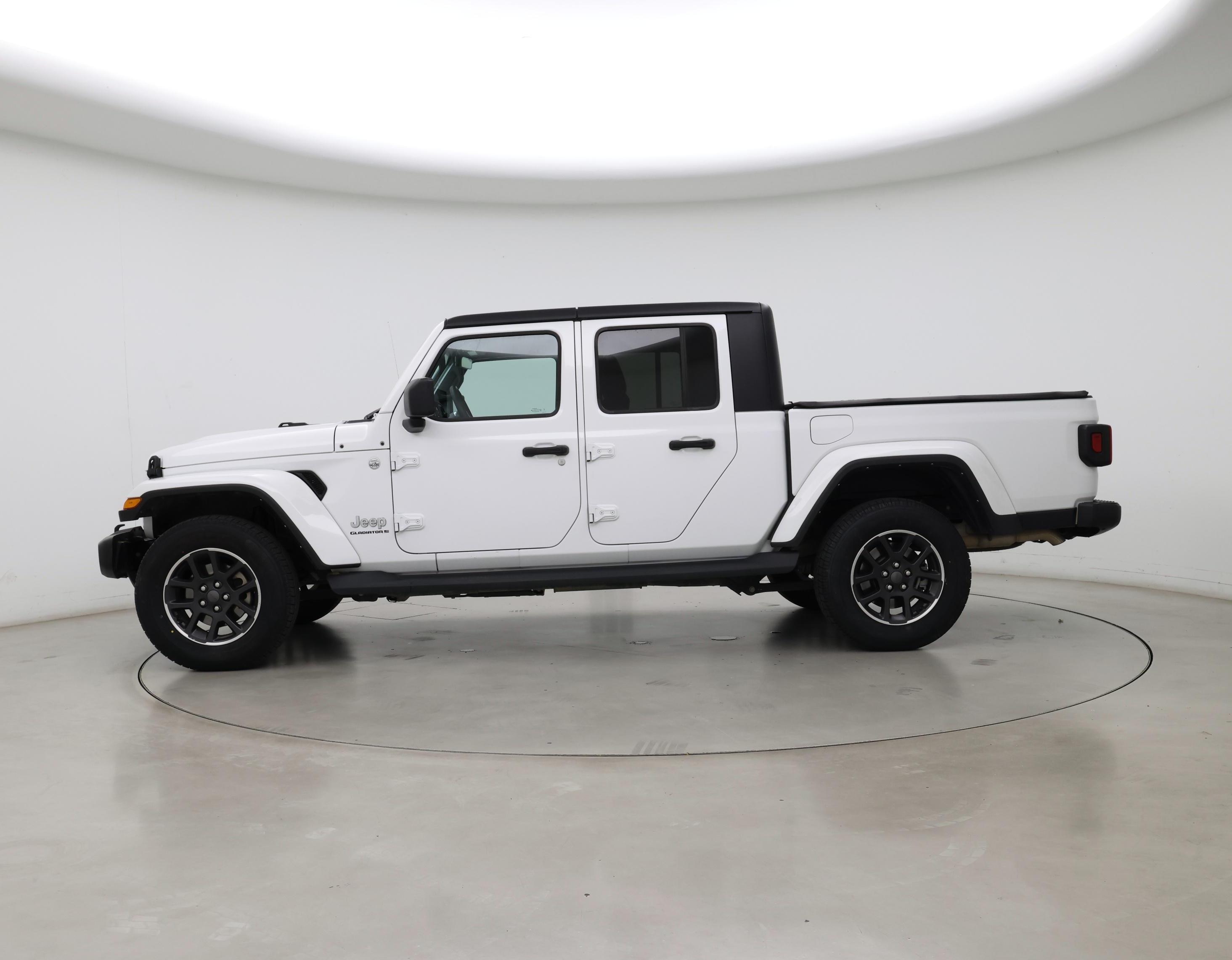 Thumbnail: 2023 Jeep Gladiator - 3