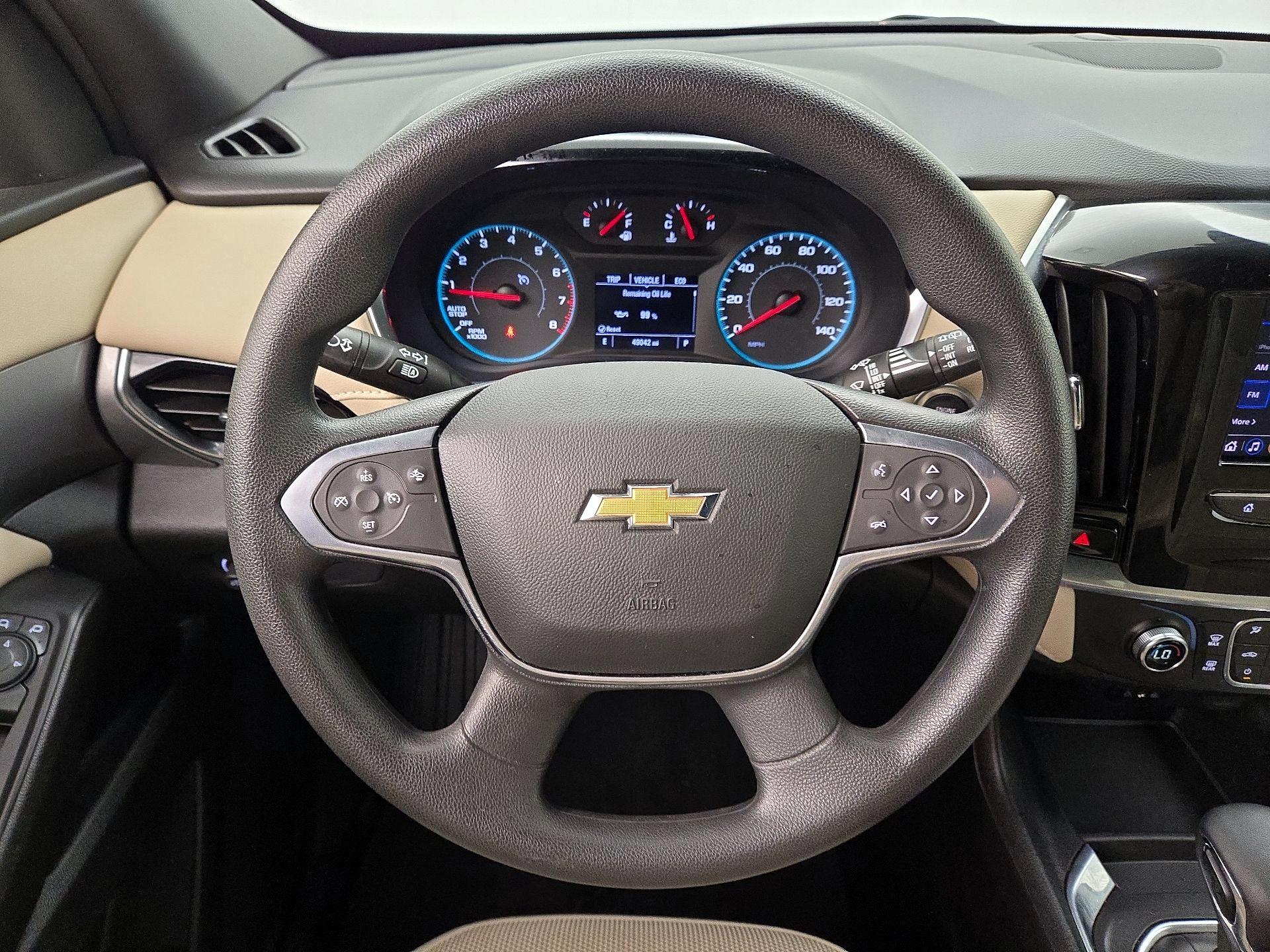 Thumbnail: 2022 Chevrolet Traverse - 10