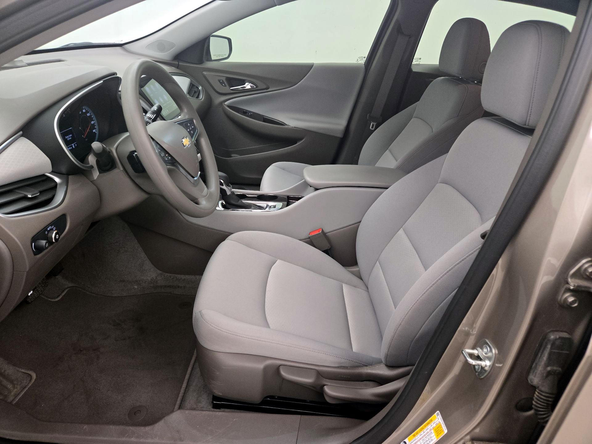 Thumbnail: 2024 Chevrolet Malibu - 11