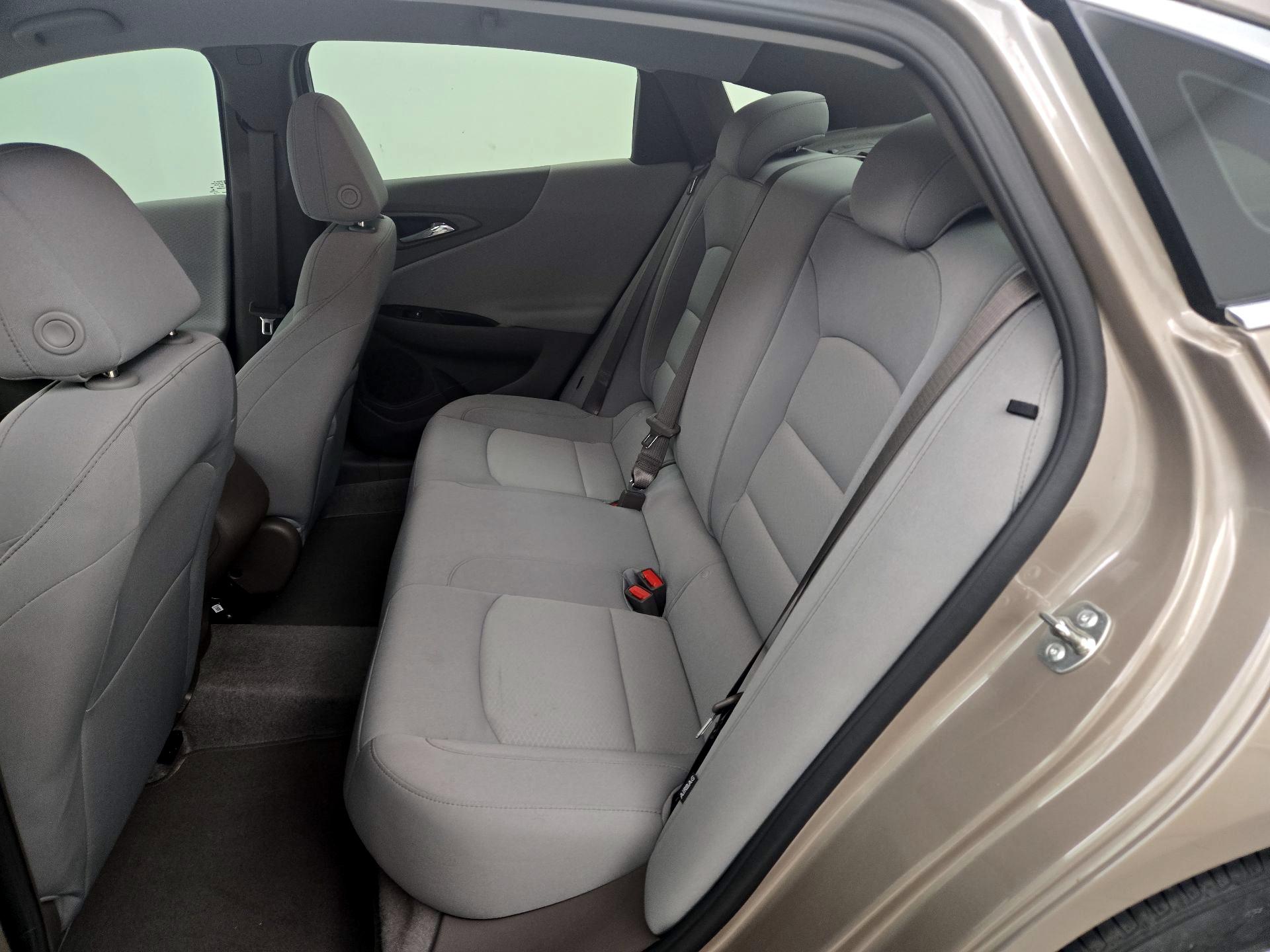 Thumbnail: 2024 Chevrolet Malibu - 19