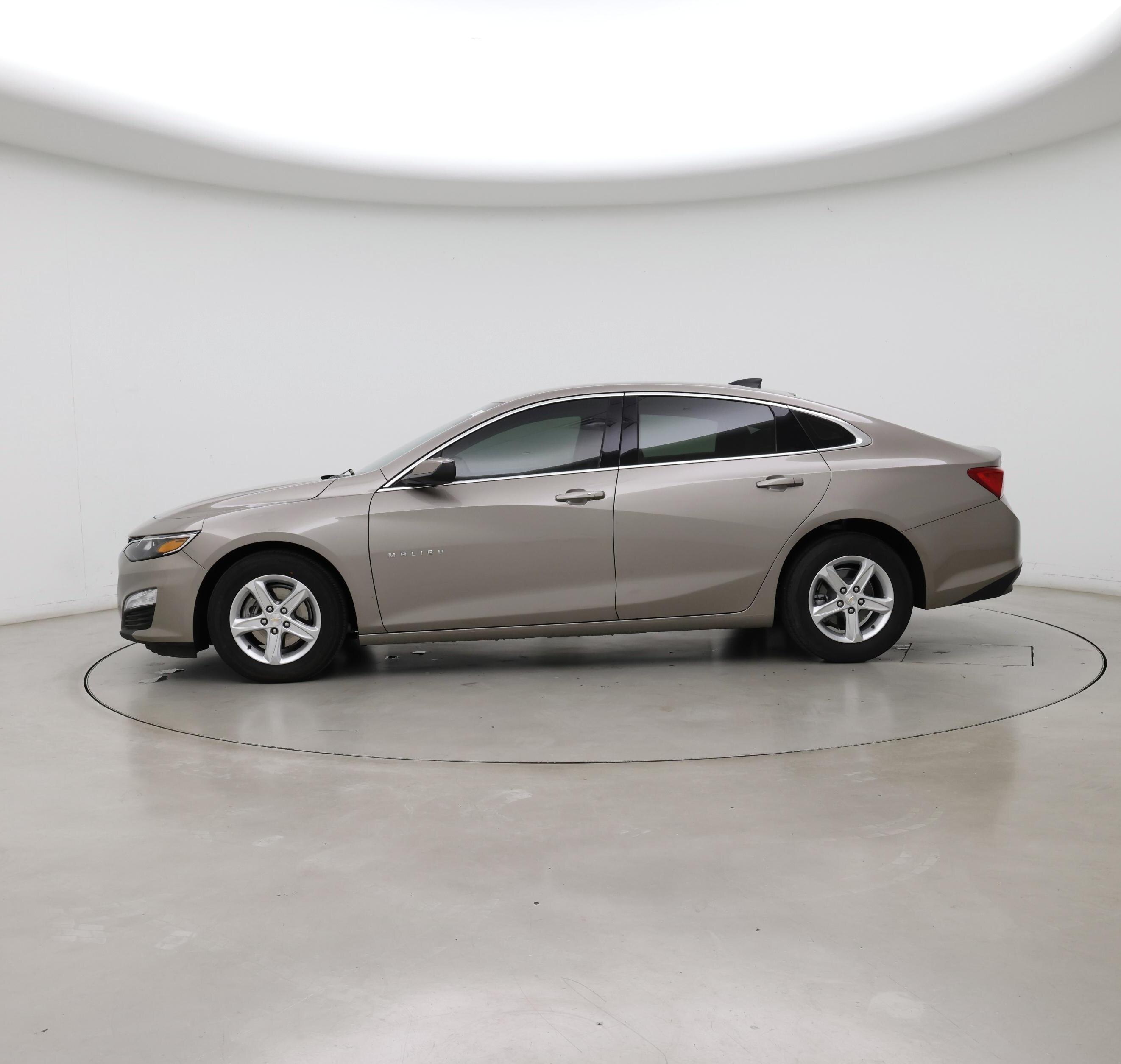 Thumbnail: 2024 Chevrolet Malibu - 3