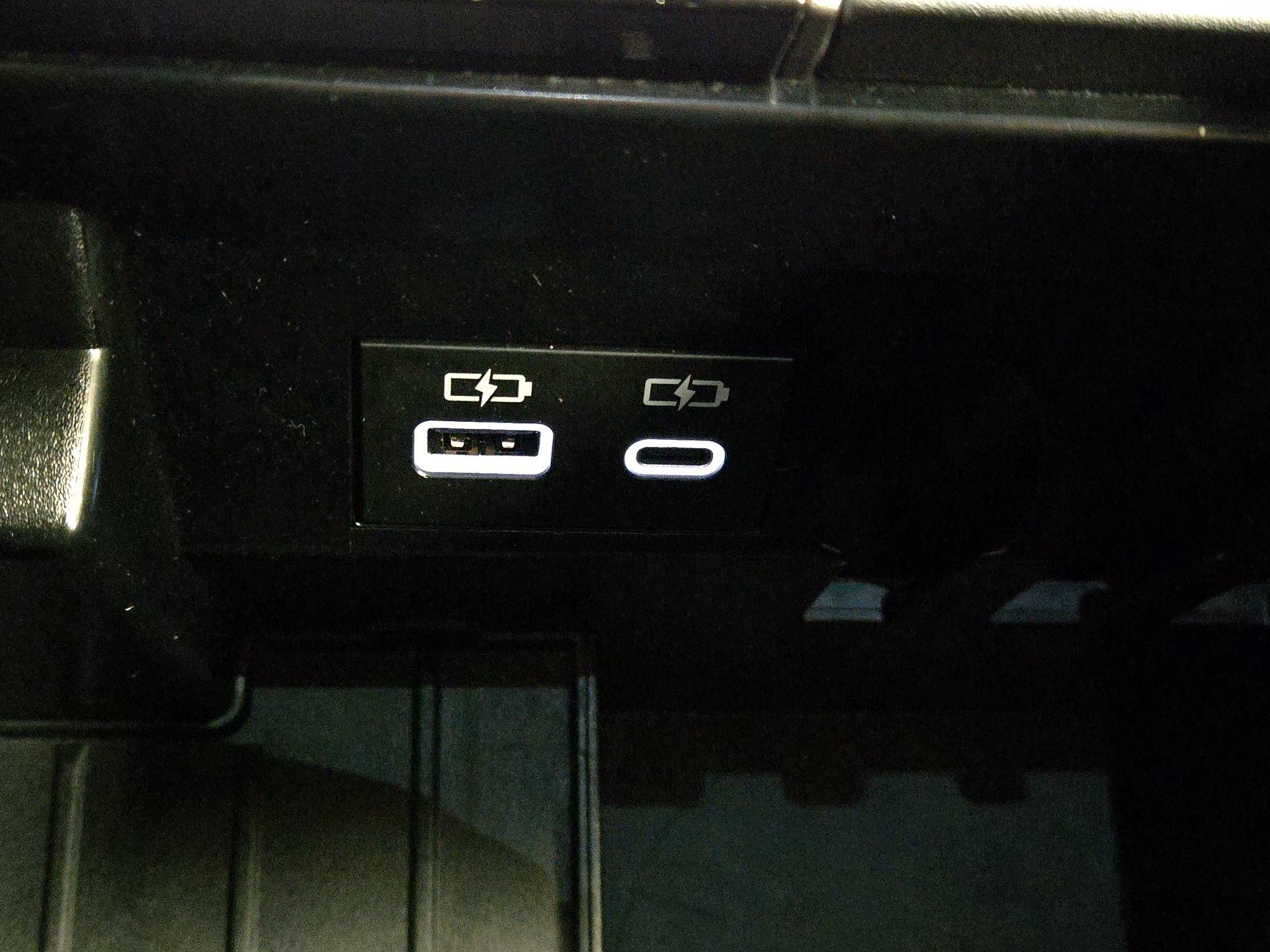 Thumbnail: 2025 Toyota Tundra - 18