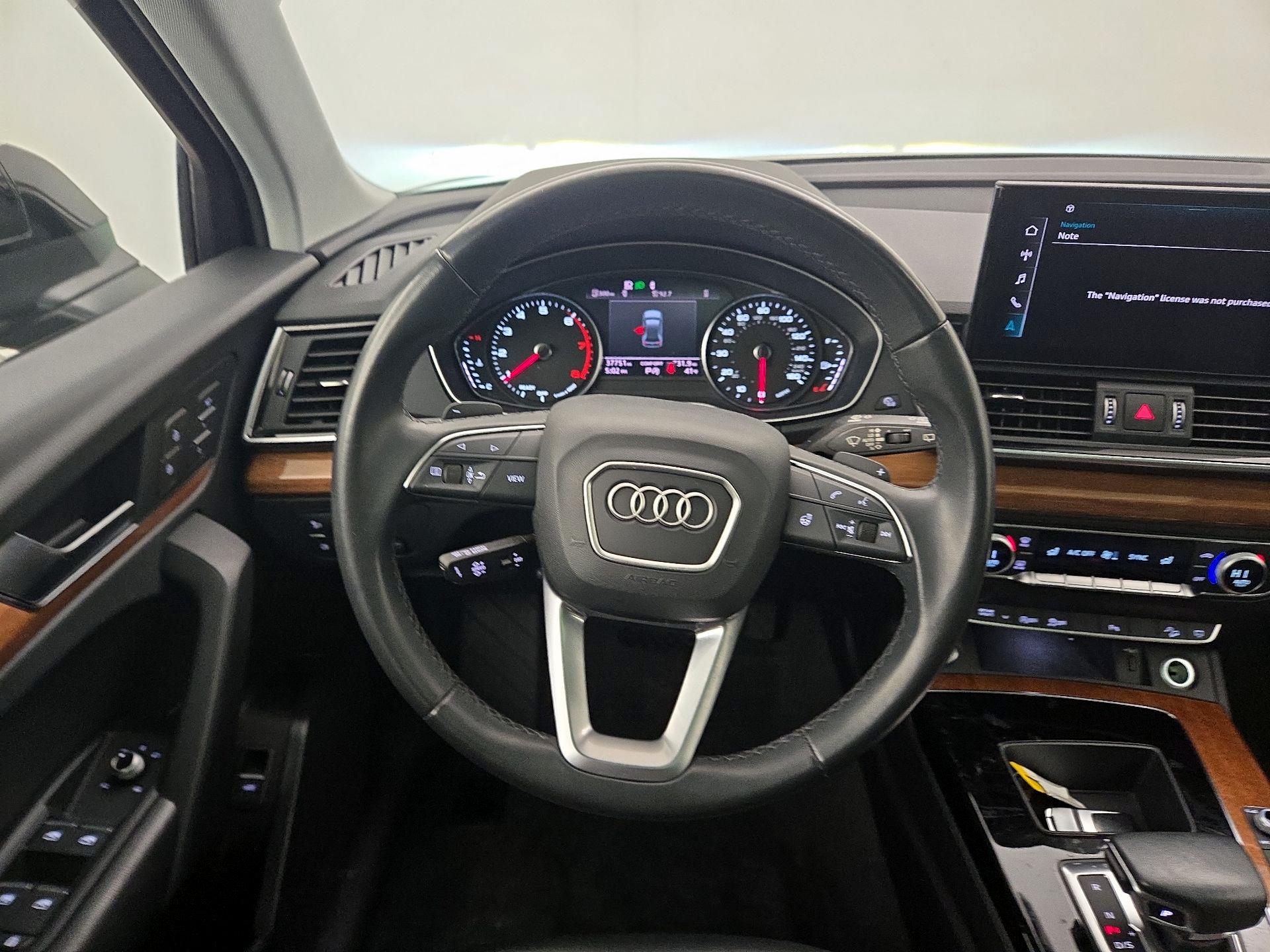 Thumbnail: 2023 Audi Q5 - 10