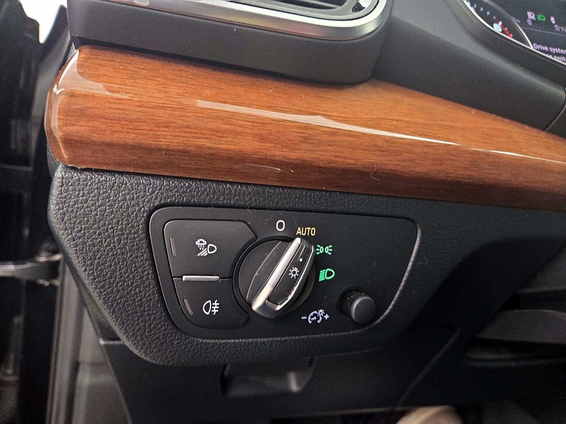 Thumbnail: 2023 Audi Q5 - 13