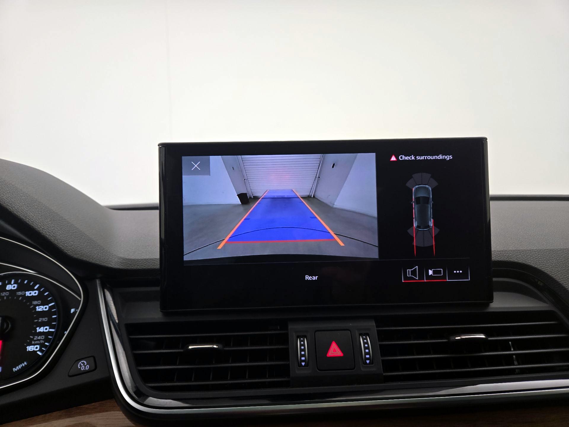 Thumbnail: 2023 Audi Q5 - 14