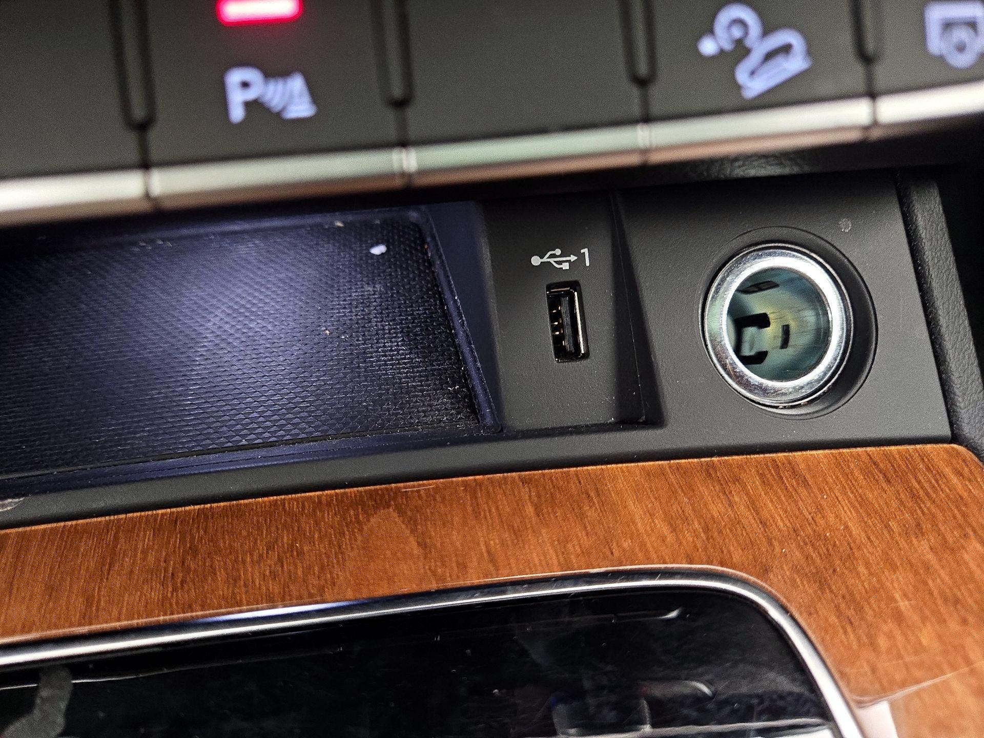 Thumbnail: 2023 Audi Q5 - 18