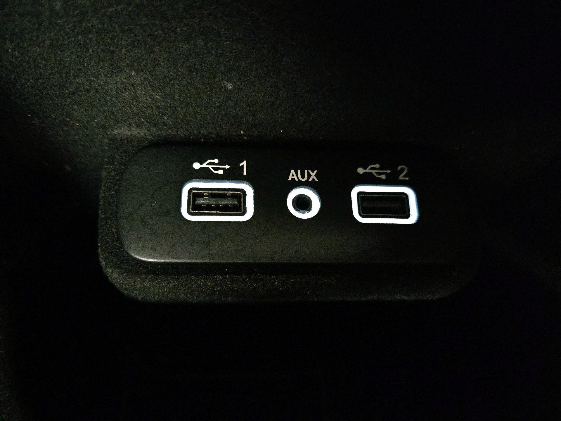 Thumbnail: 2019 Dodge Charger - 18