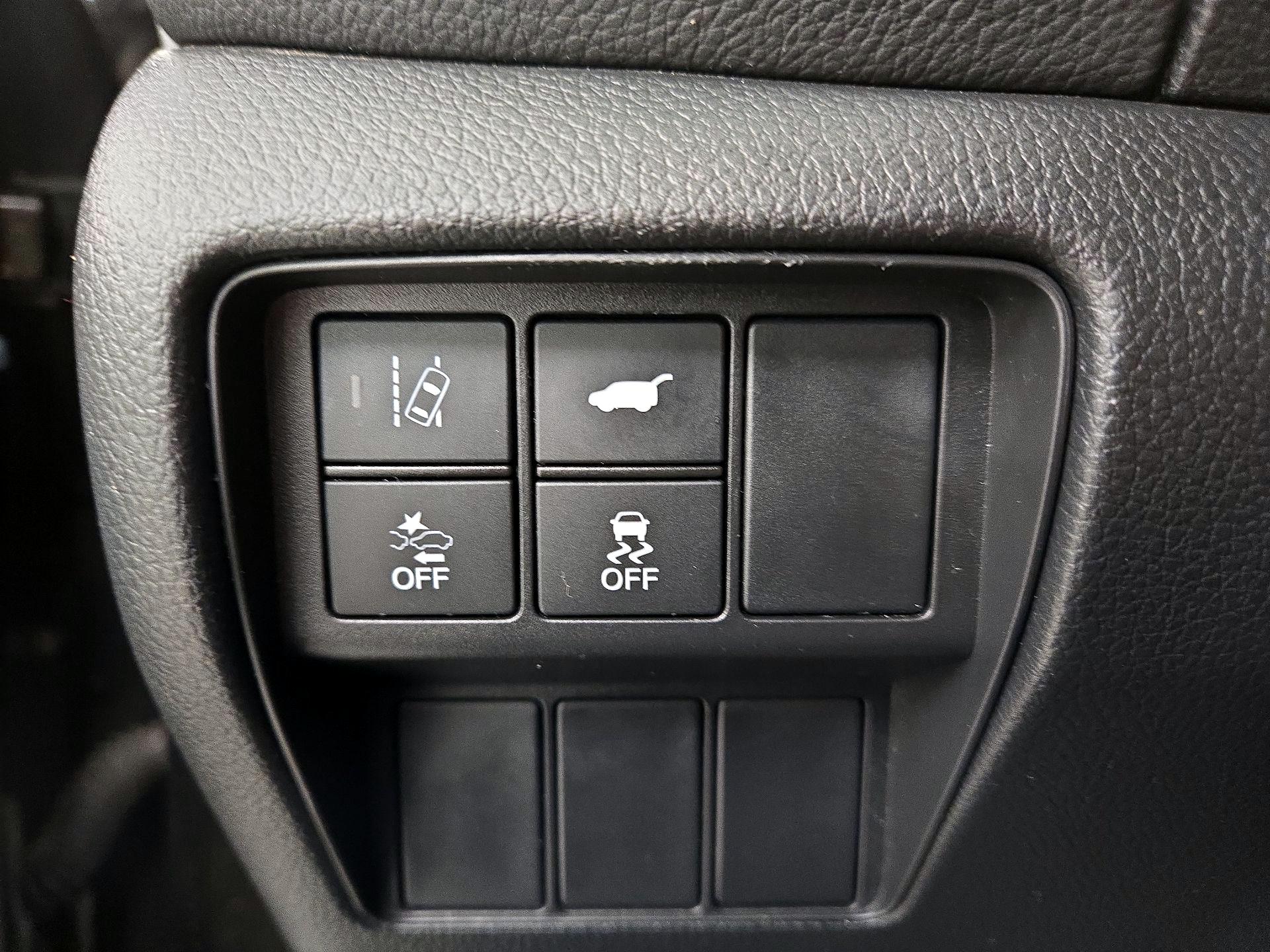 Thumbnail: 2017 Honda CR-V - 13