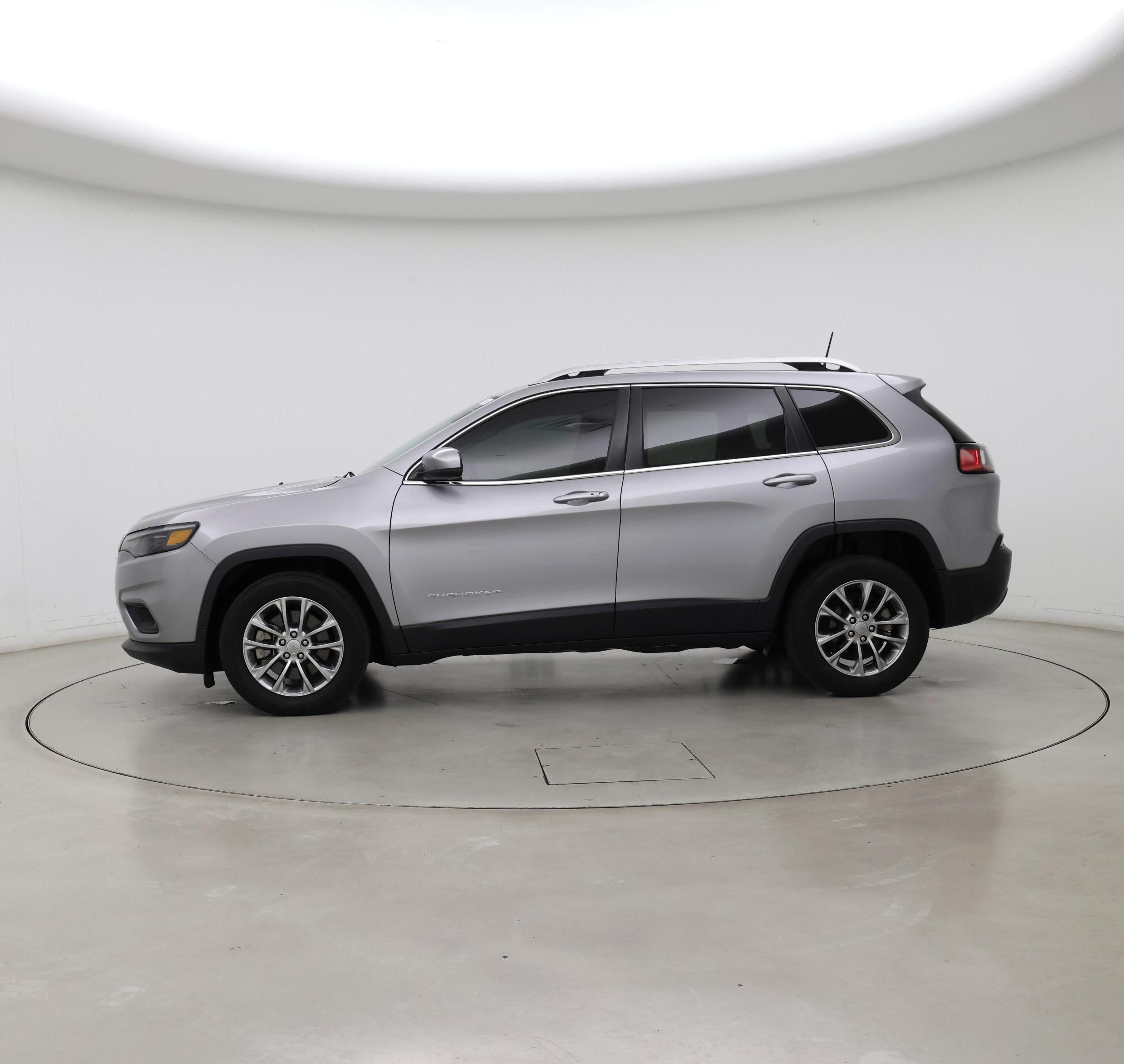 Thumbnail: 2021 Jeep Cherokee - 3