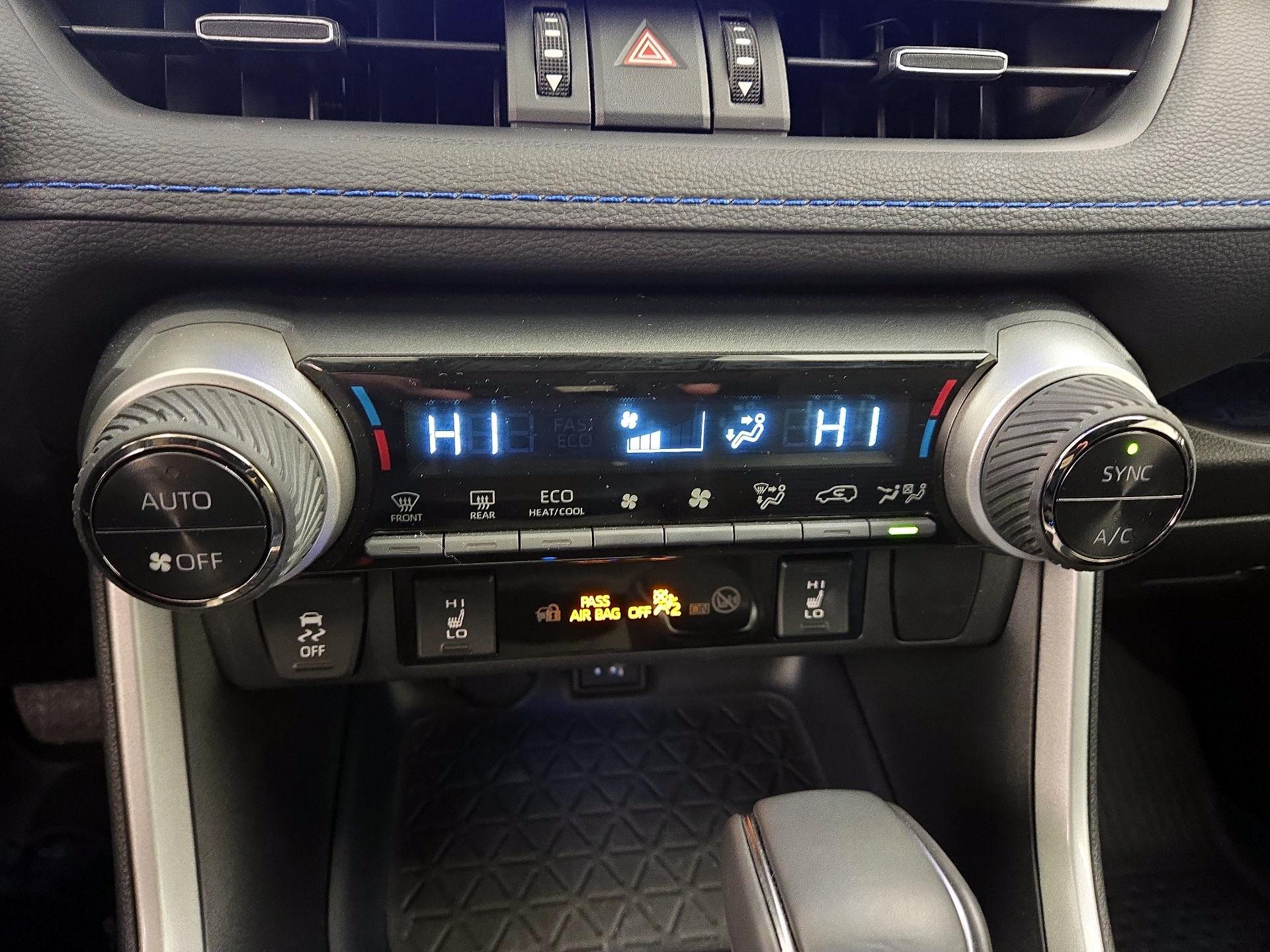 Thumbnail: 2025 Toyota RAV4 - 16