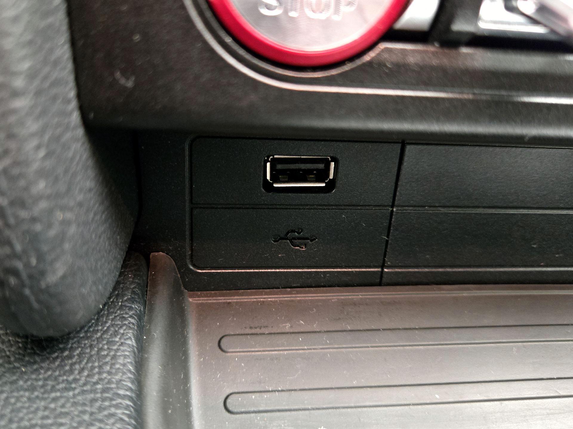 Thumbnail: 2019 Ford Mustang - 19