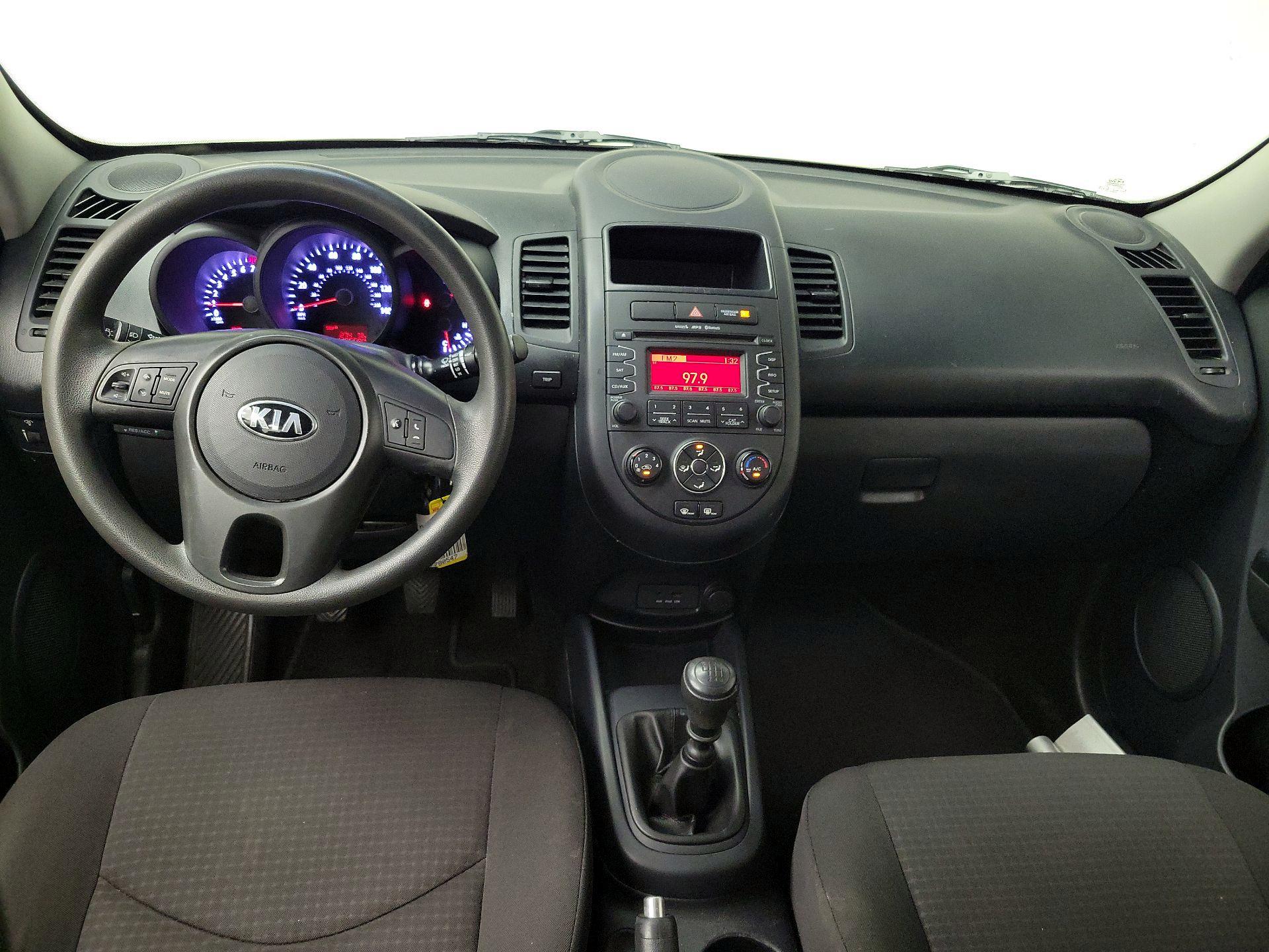 Thumbnail: 2013 Kia Soul - 9