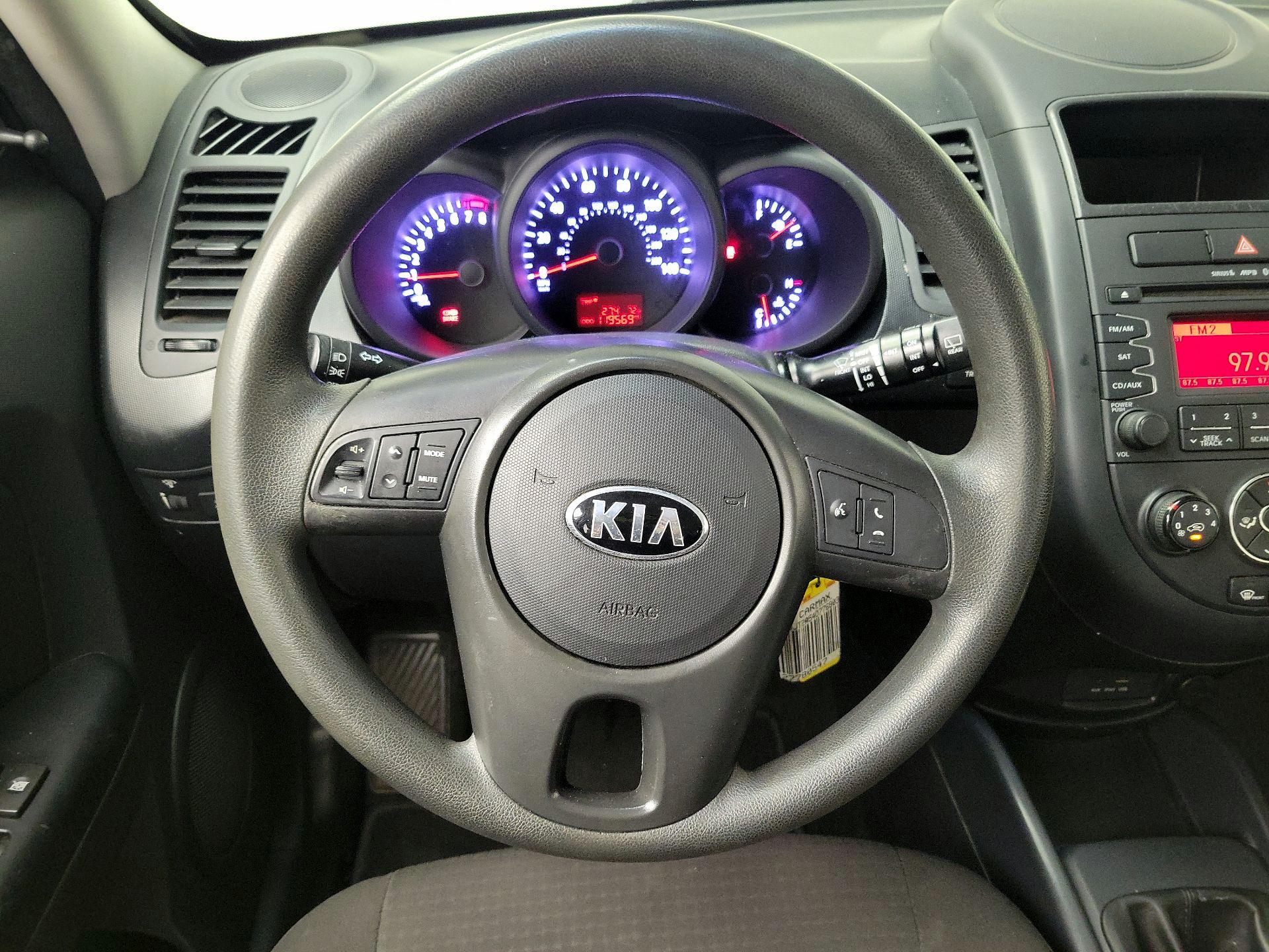 Thumbnail: 2013 Kia Soul - 10