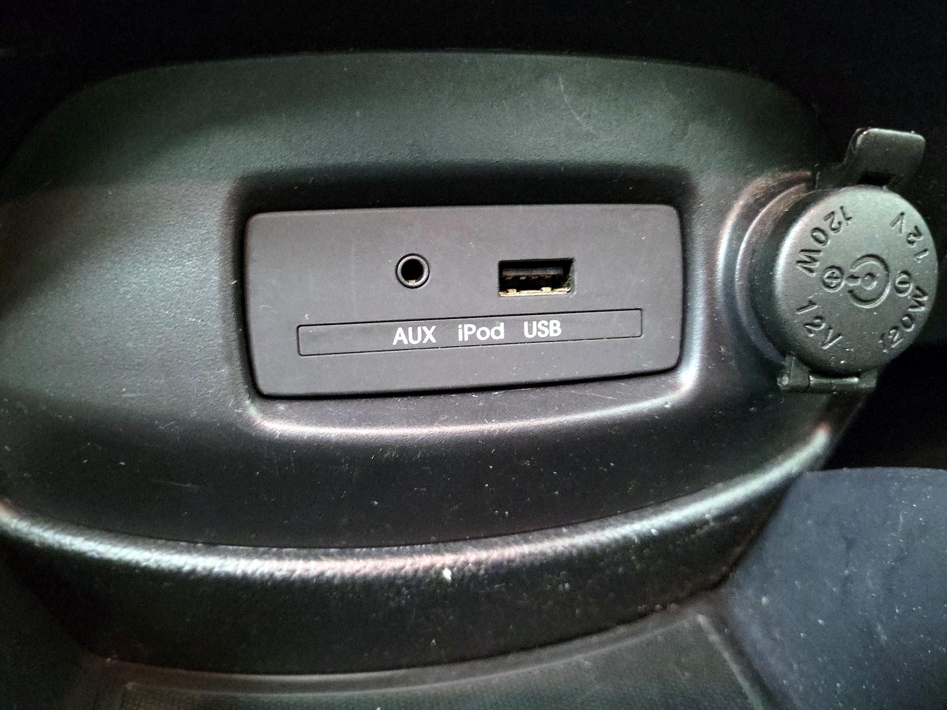 Thumbnail: 2013 Kia Soul - 17
