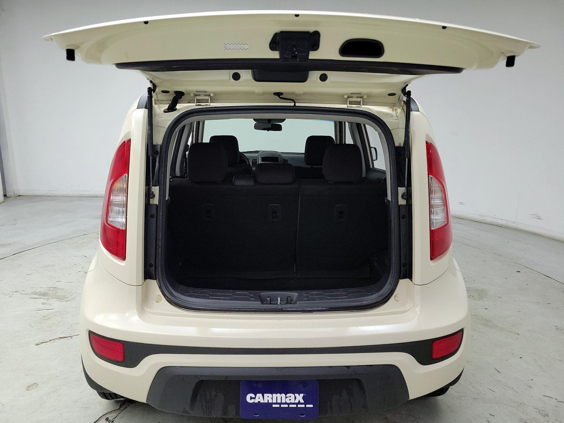 Thumbnail: 2013 Kia Soul - 19