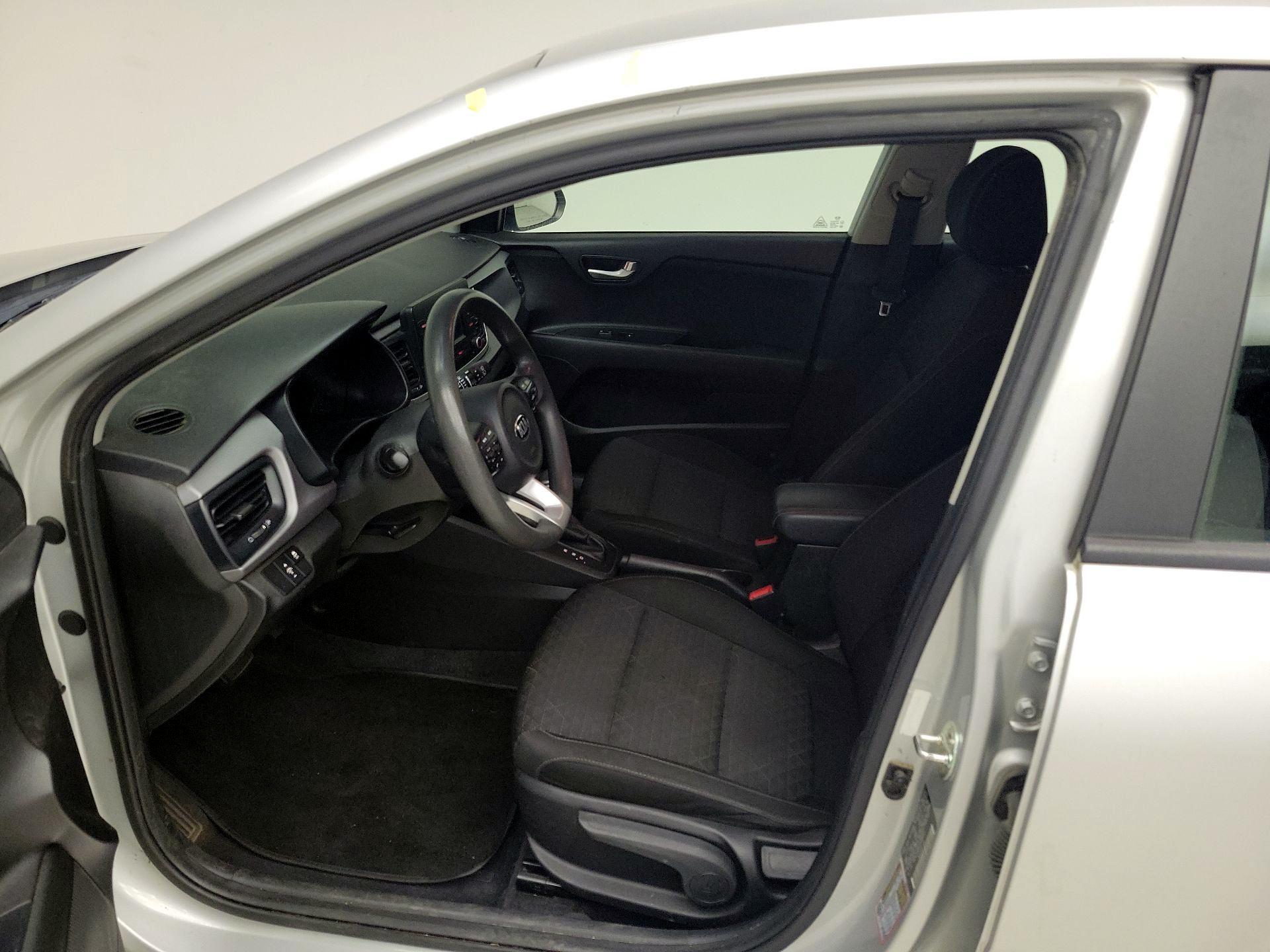 Thumbnail: 2018 Kia Rio5 - 11