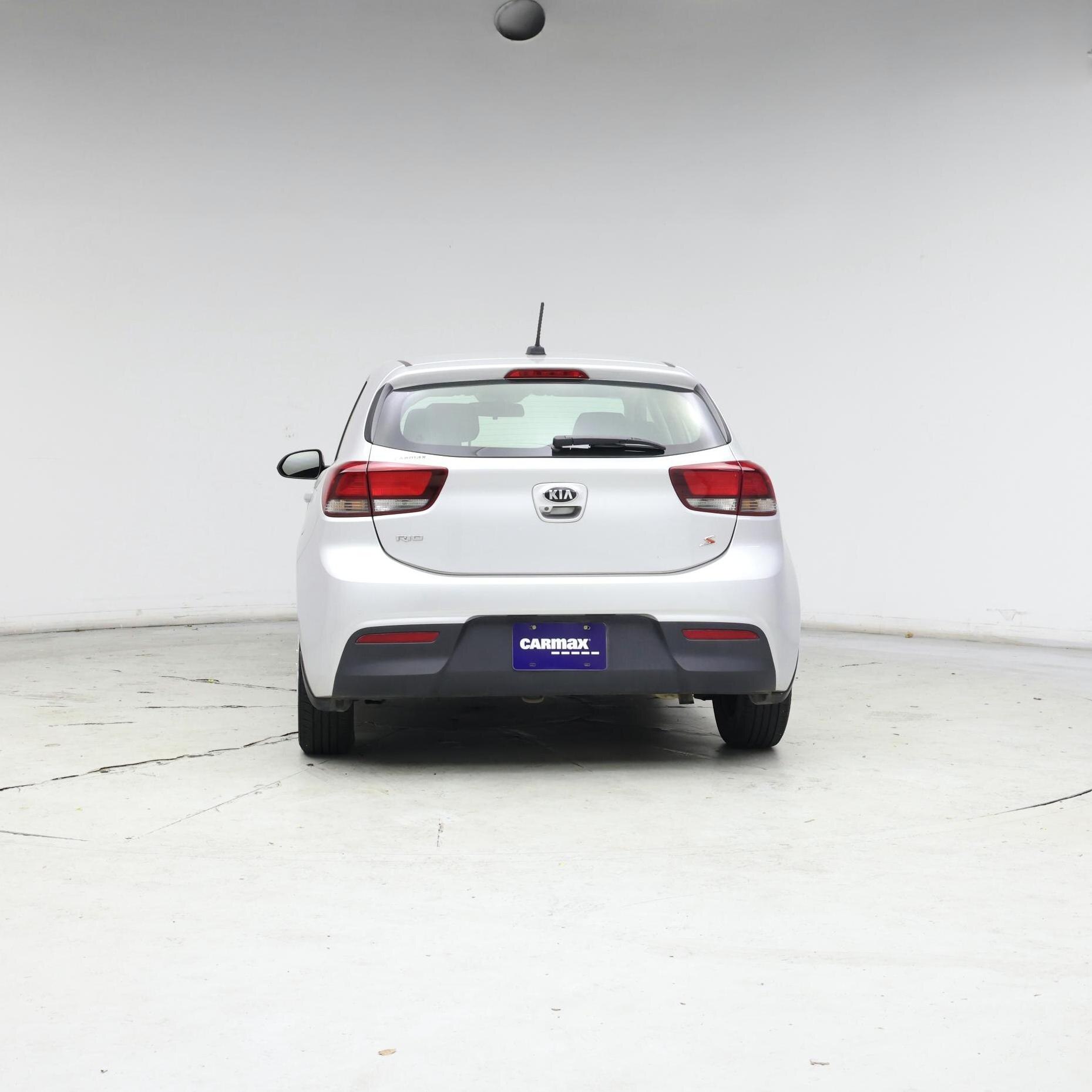 Thumbnail: 2018 Kia Rio5 - 6