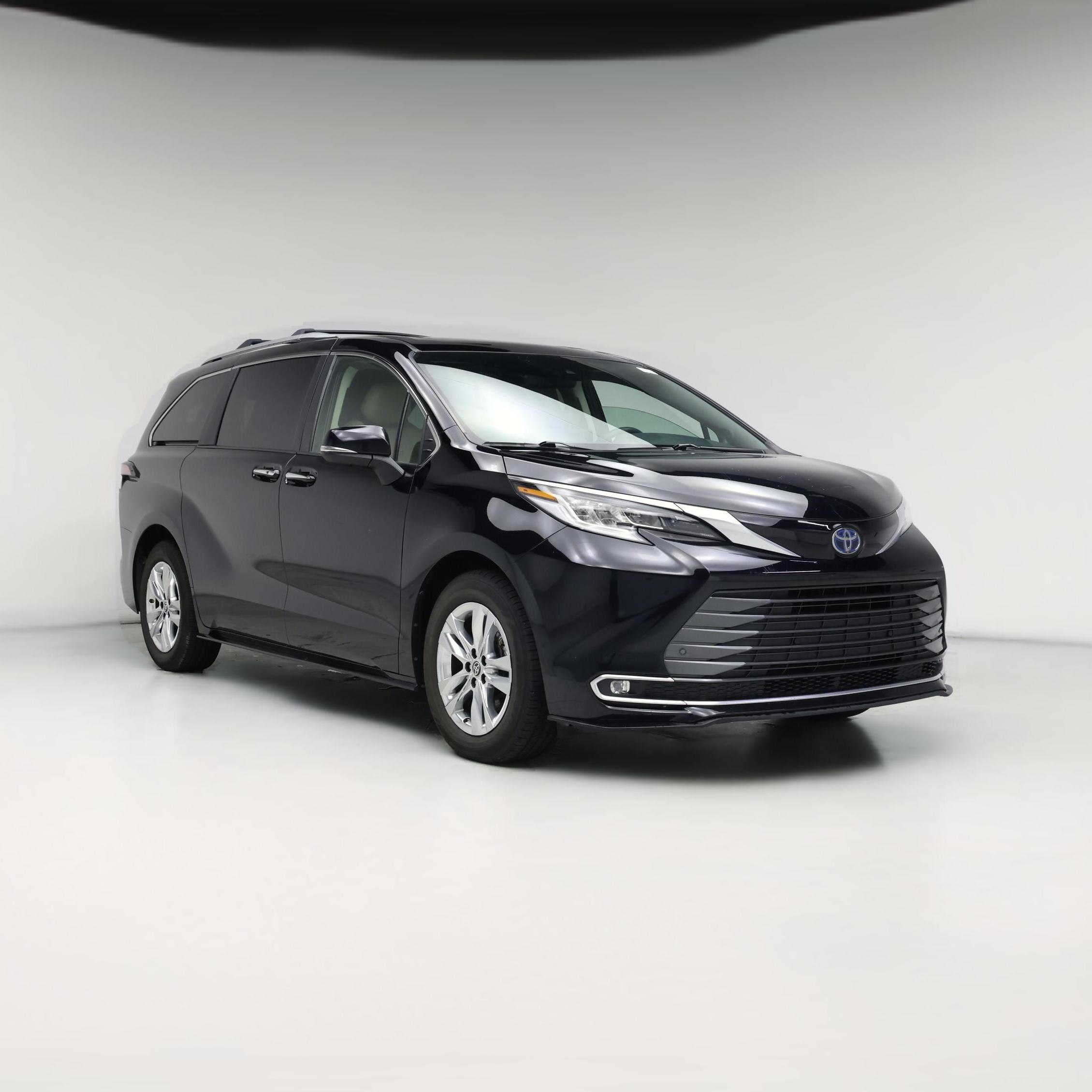 Thumbnail: 2022 Toyota Sienna - 1