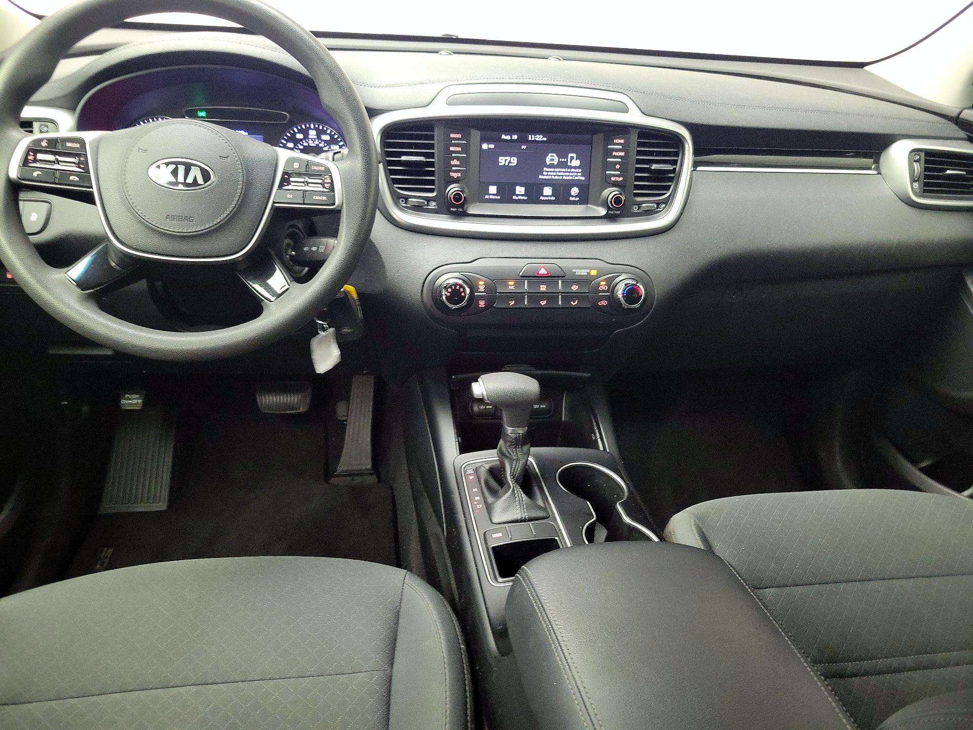 Thumbnail: 2020 Kia Sorento - 9