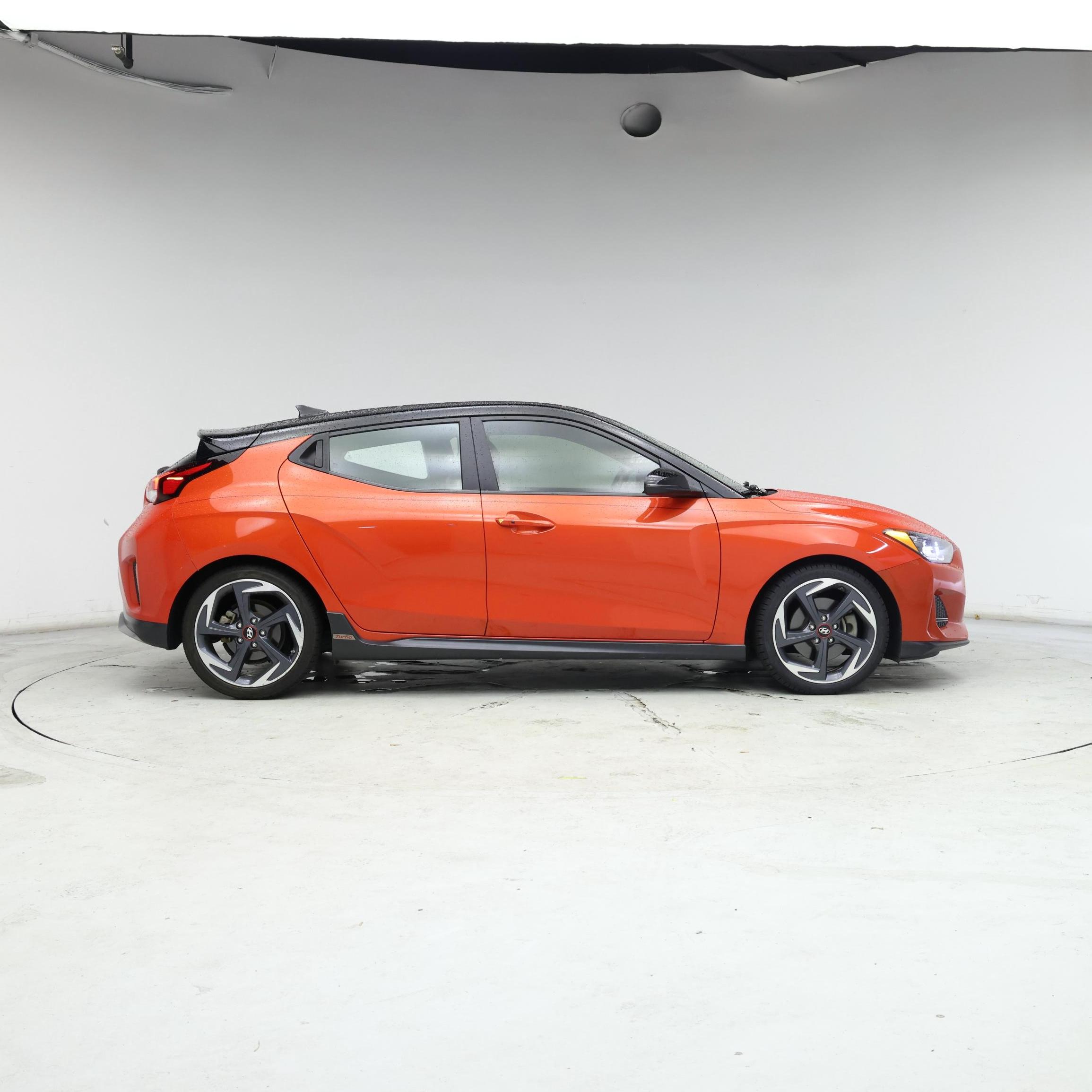Thumbnail: 2019 Hyundai Veloster - 7