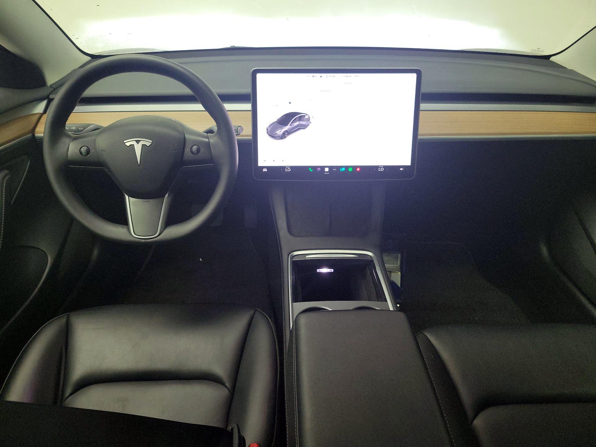 Thumbnail: 2022 Tesla Model 3 - 9