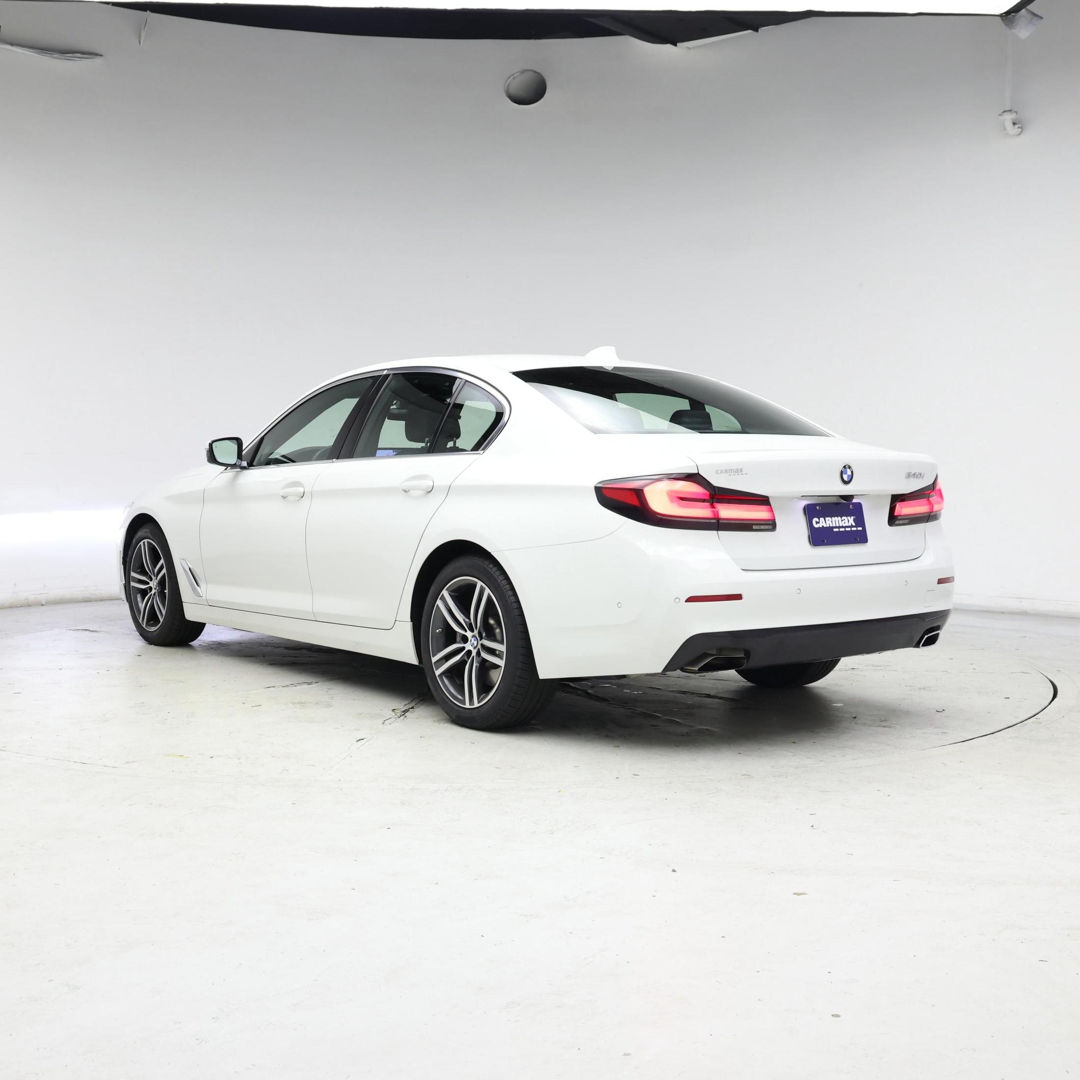 Thumbnail: 2021 BMW 5 Series - 2