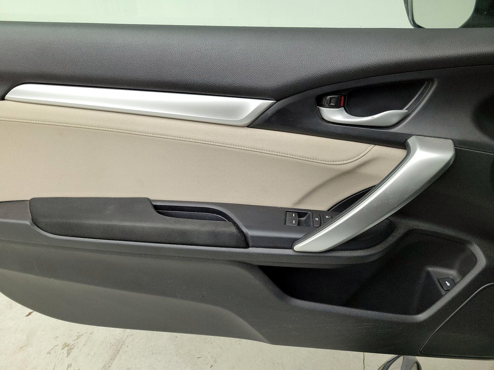 Thumbnail: 2018 Honda Civic - 12