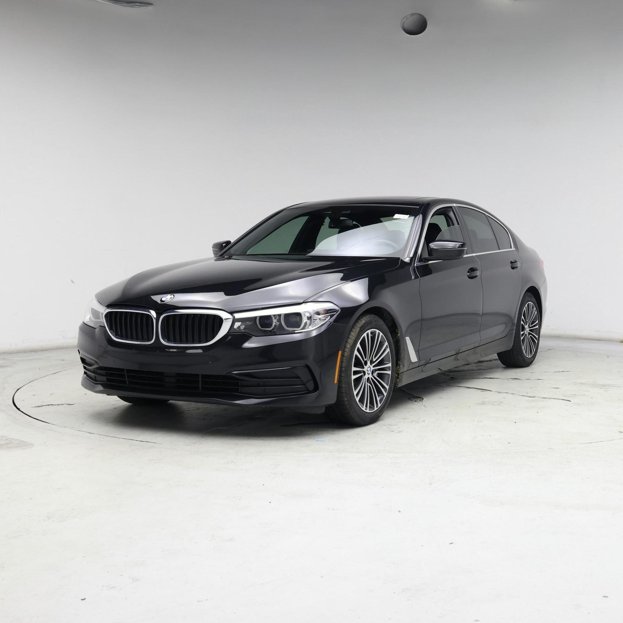 Thumbnail: 2019 BMW 5 Series - 4