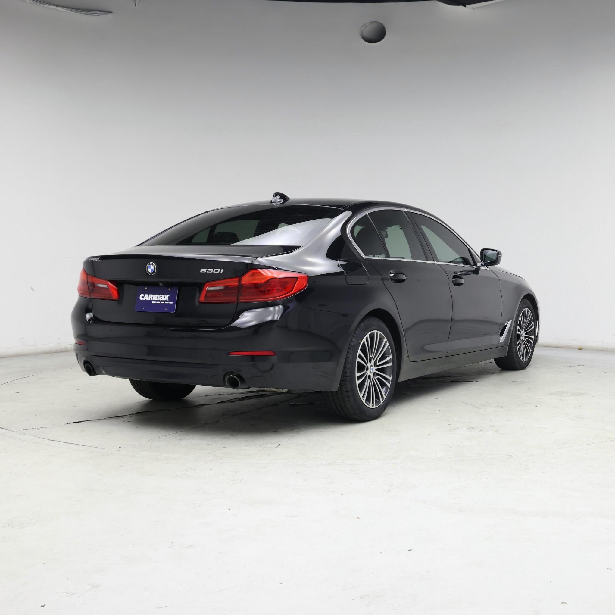 Thumbnail: 2019 BMW 5 Series - 8
