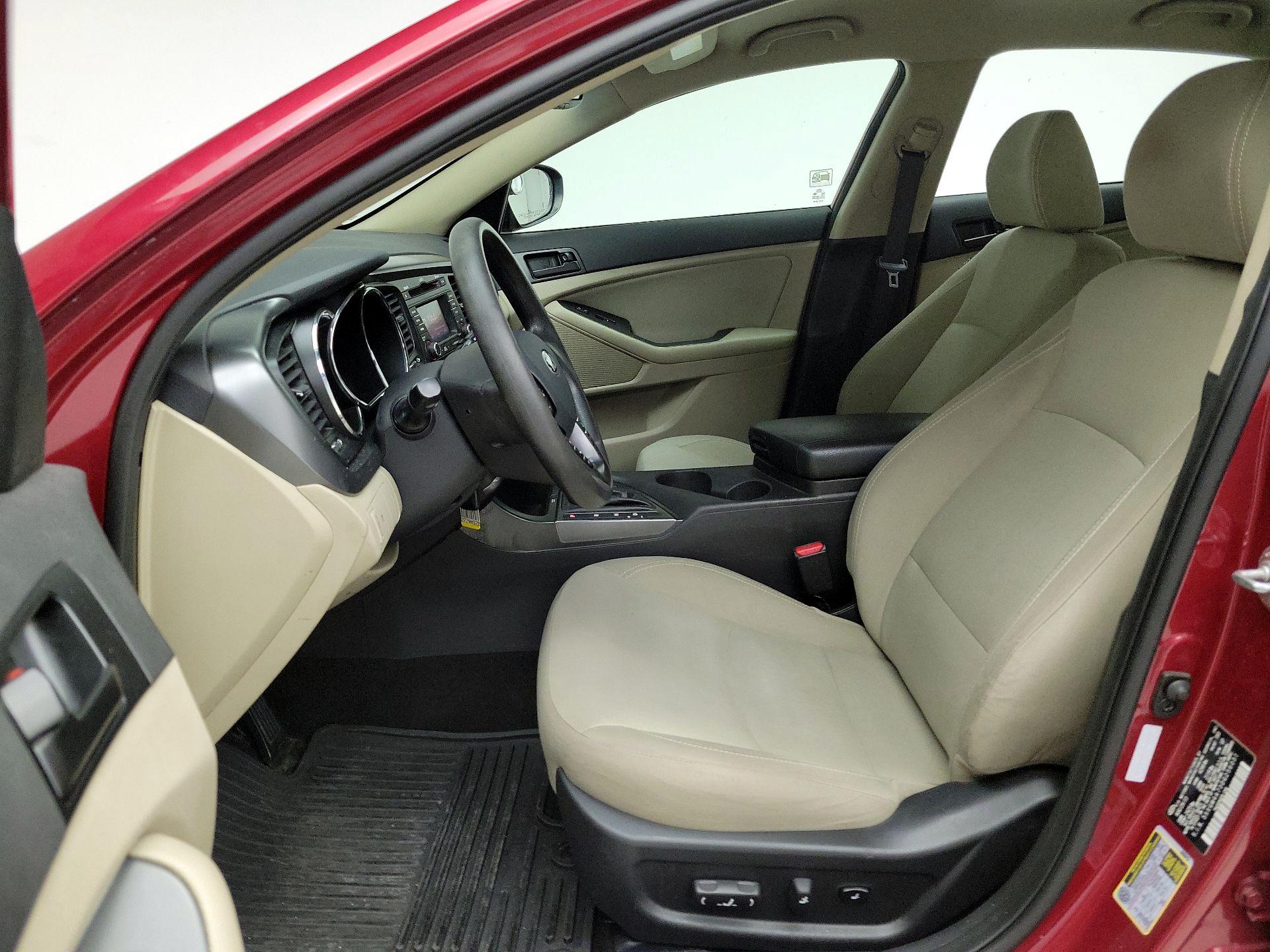 Thumbnail: 2013 Kia Optima - 11