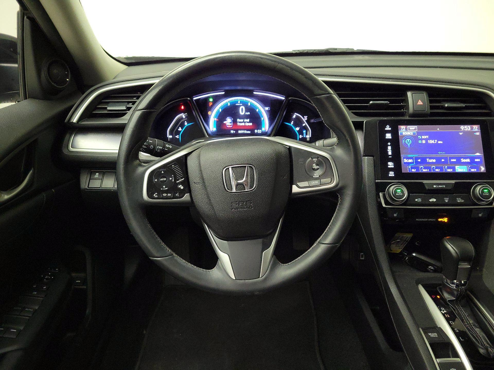 Thumbnail: 2017 Honda Civic - 10