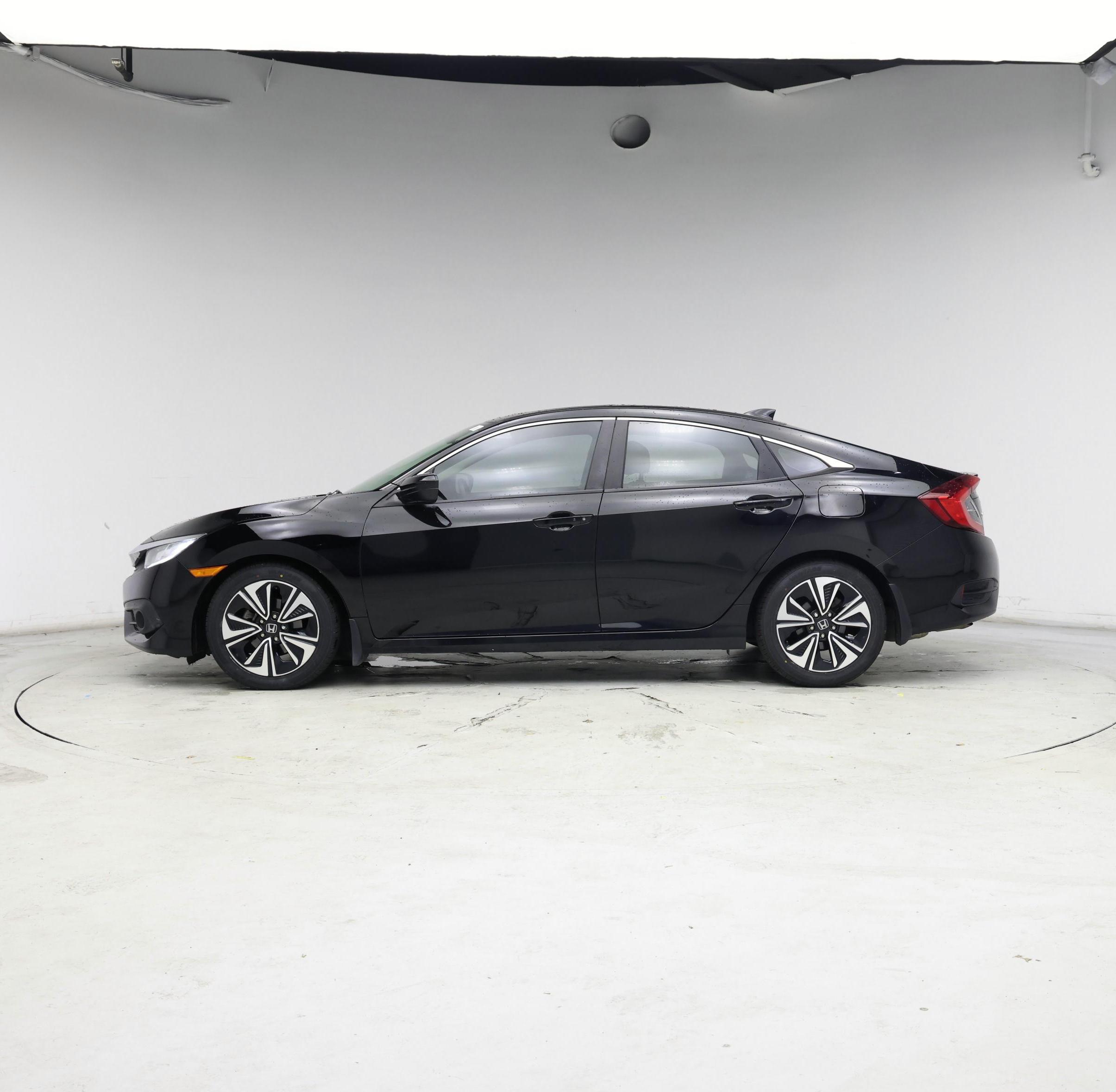 Thumbnail: 2017 Honda Civic - 3