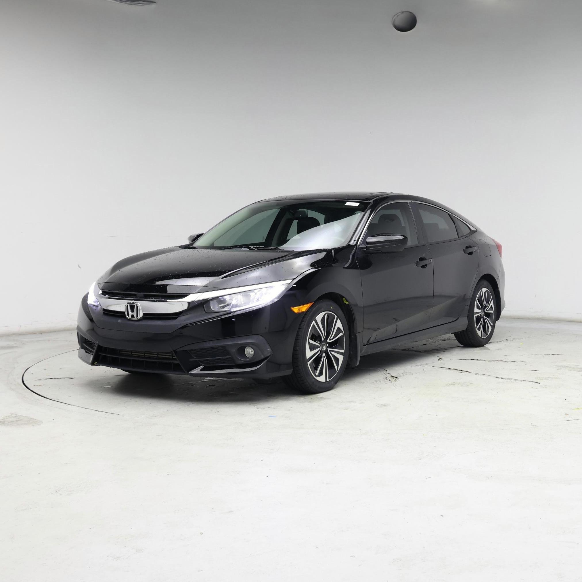 Thumbnail: 2017 Honda Civic - 4