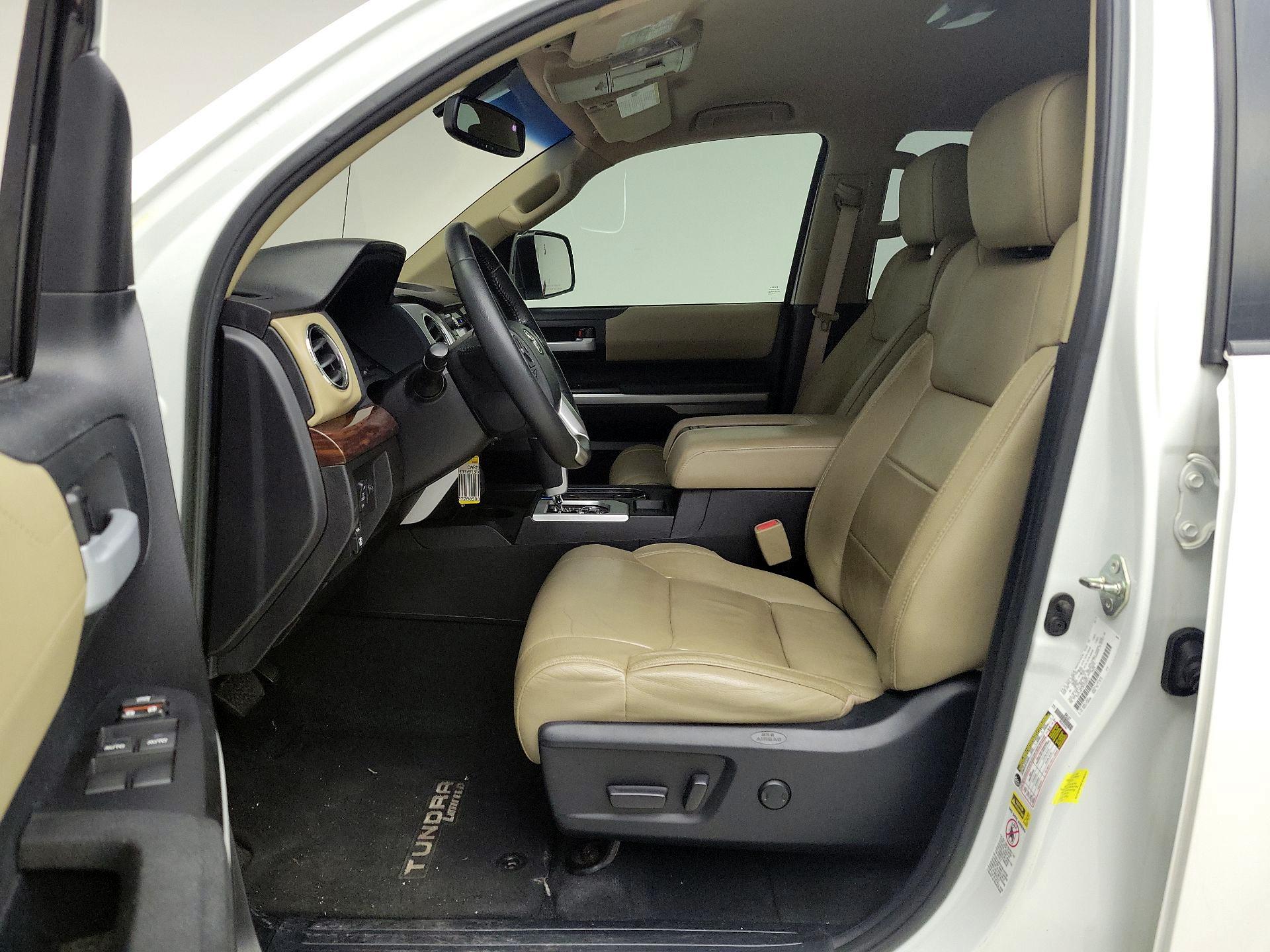 Thumbnail: 2015 Toyota Tundra - 11