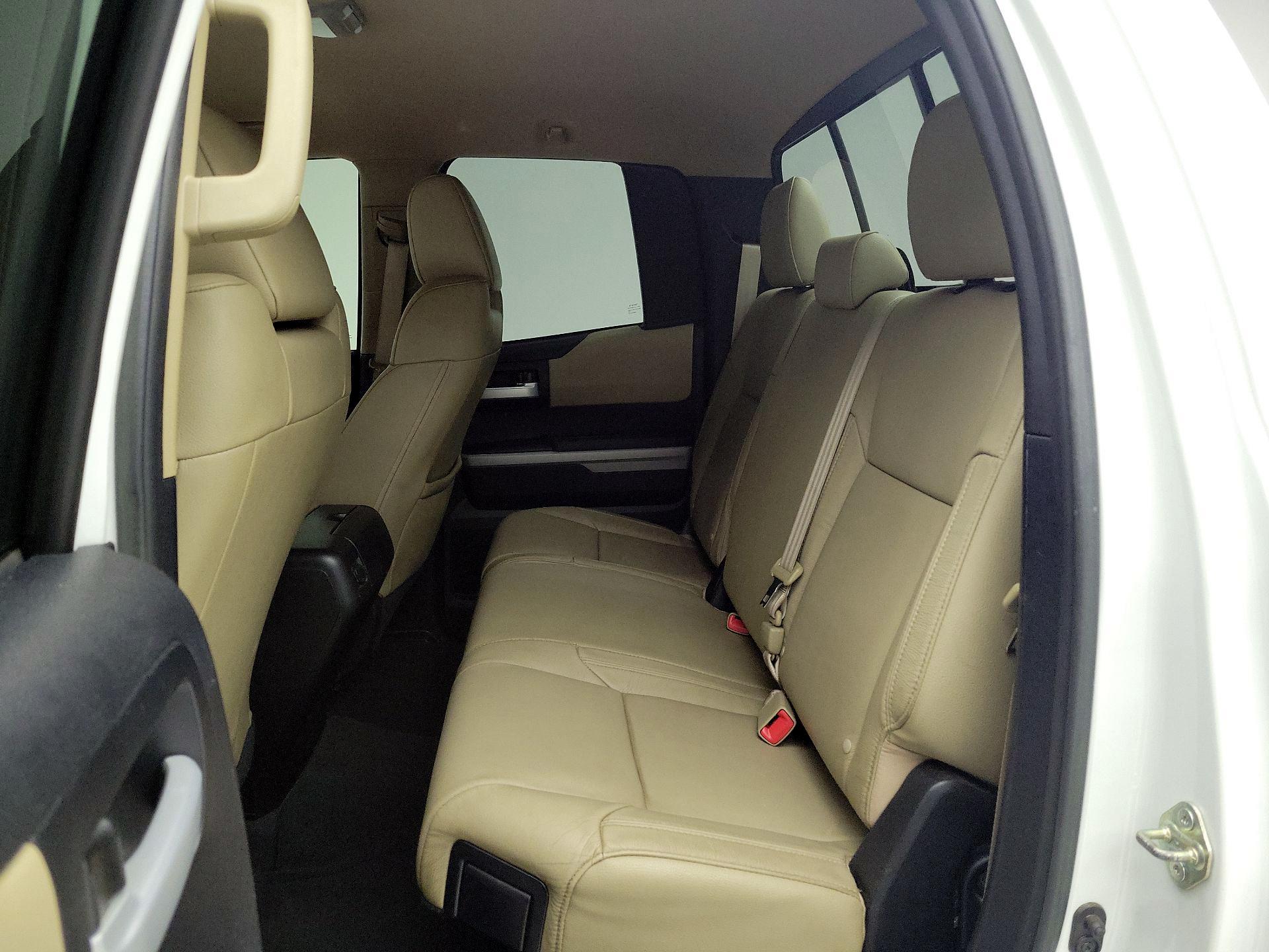 Thumbnail: 2015 Toyota Tundra - 19