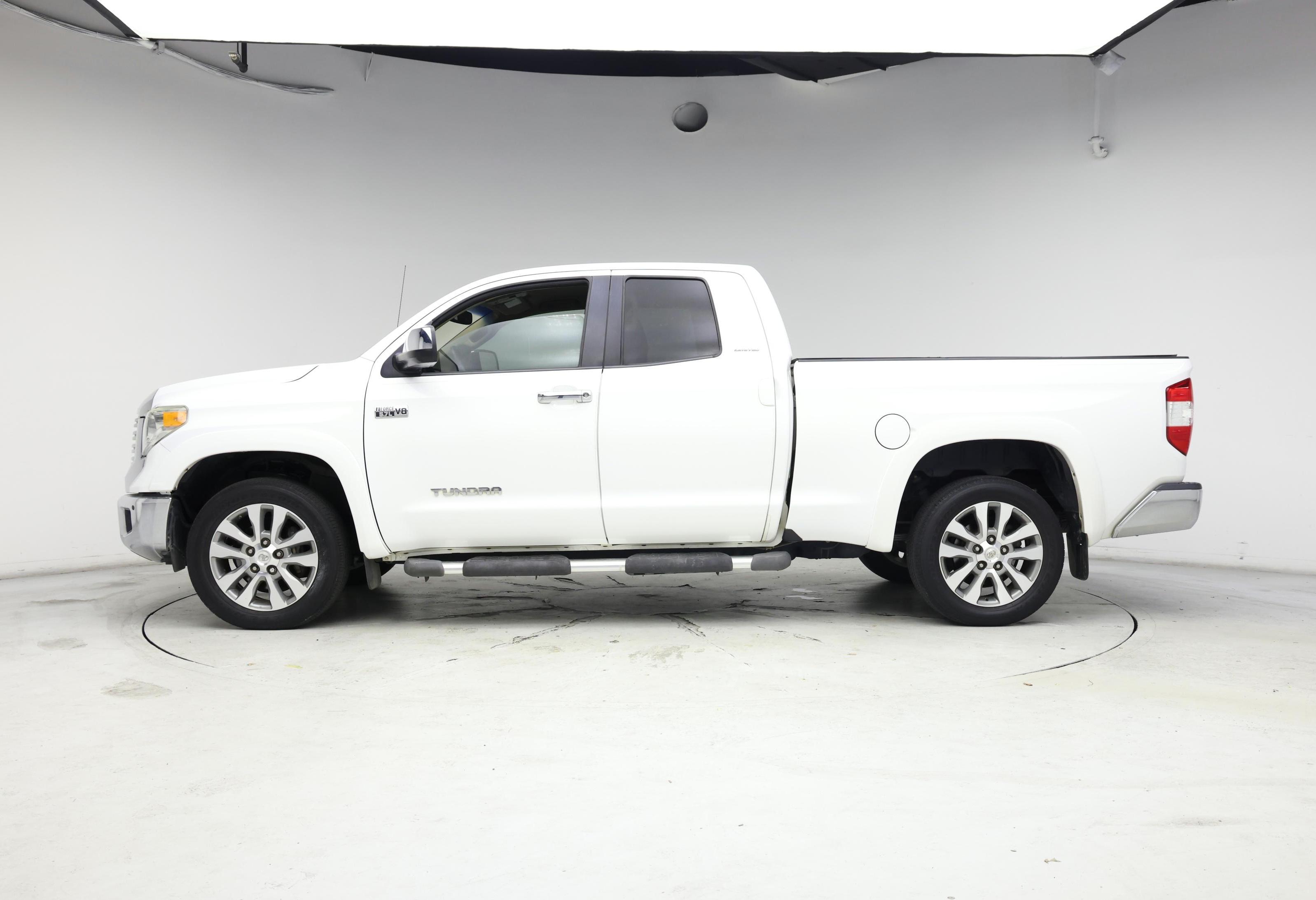 Thumbnail: 2015 Toyota Tundra - 3