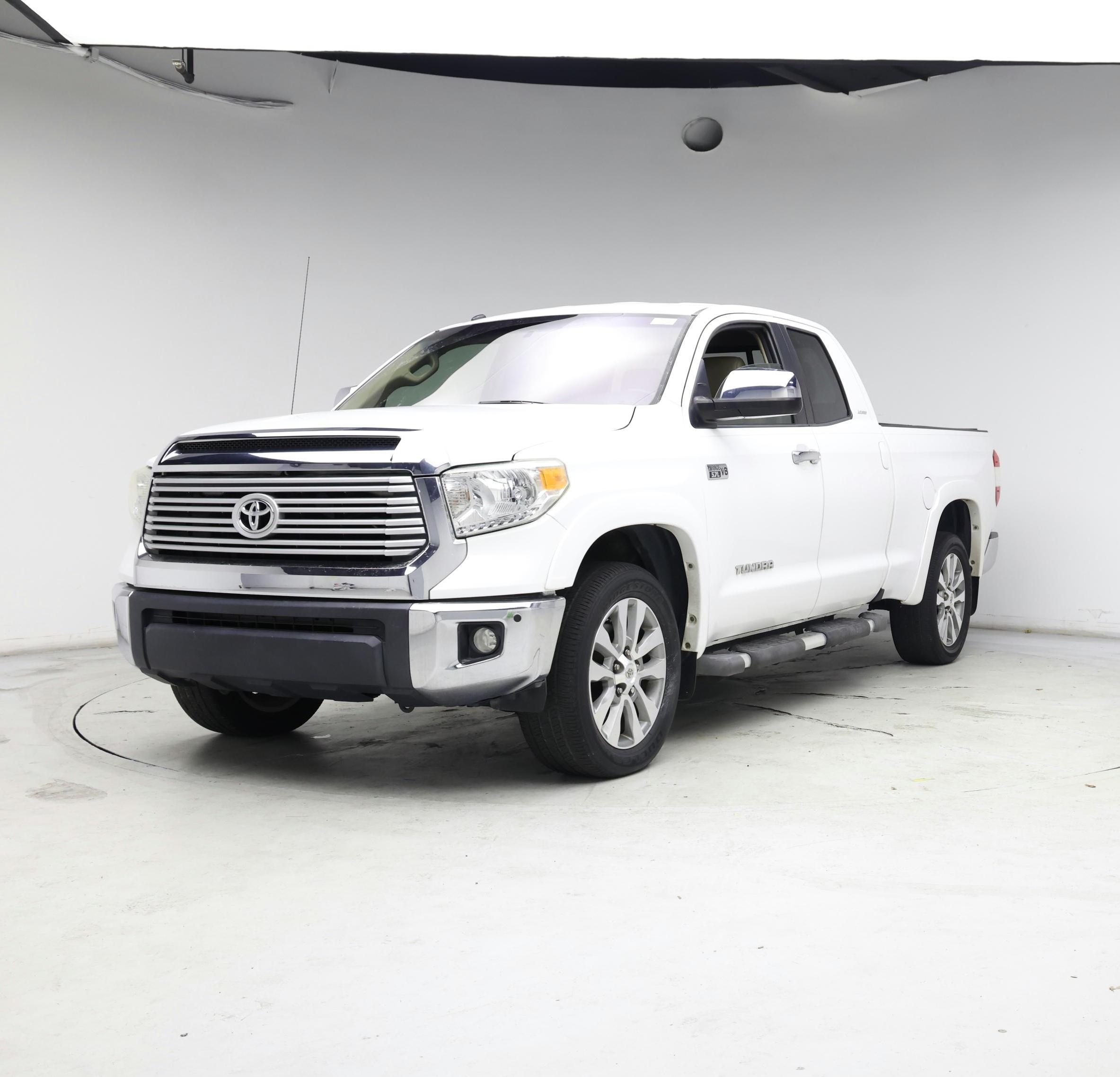 Thumbnail: 2015 Toyota Tundra - 4