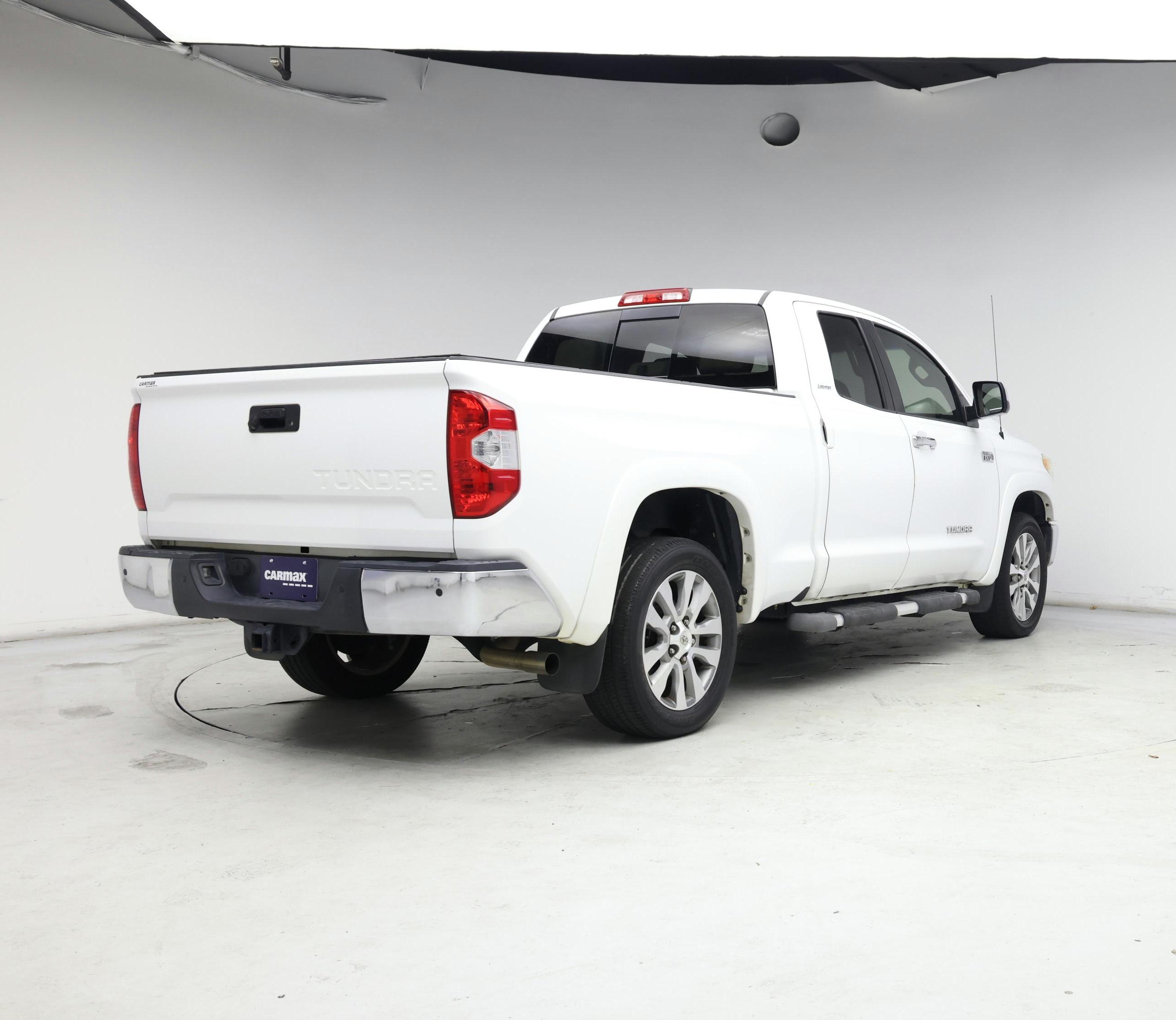 Thumbnail: 2015 Toyota Tundra - 8