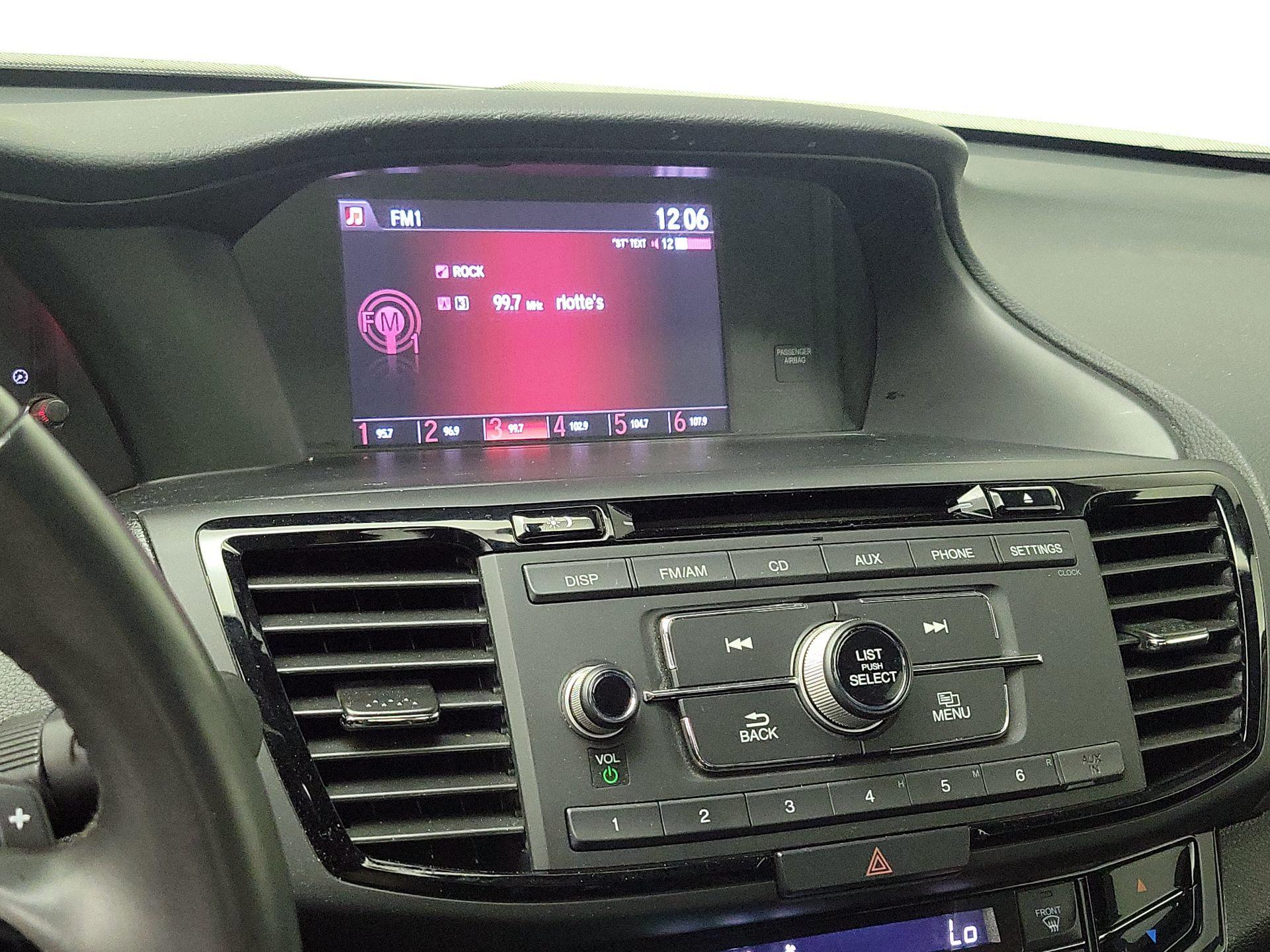Thumbnail: 2016 Honda Accord - 15
